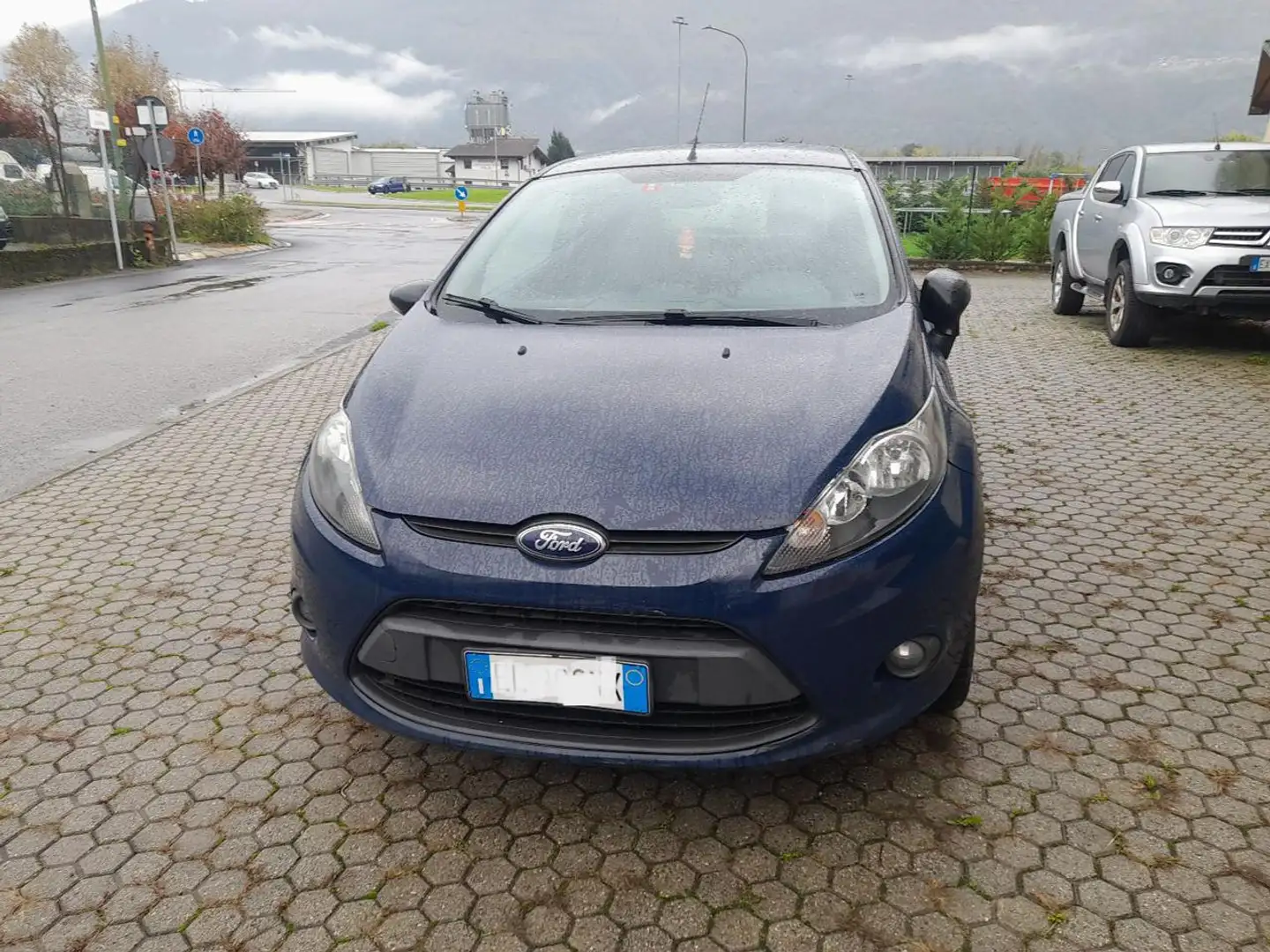 Ford Fiesta 1.4 TDCi 70CV 3 porte Van Bleu - 1
