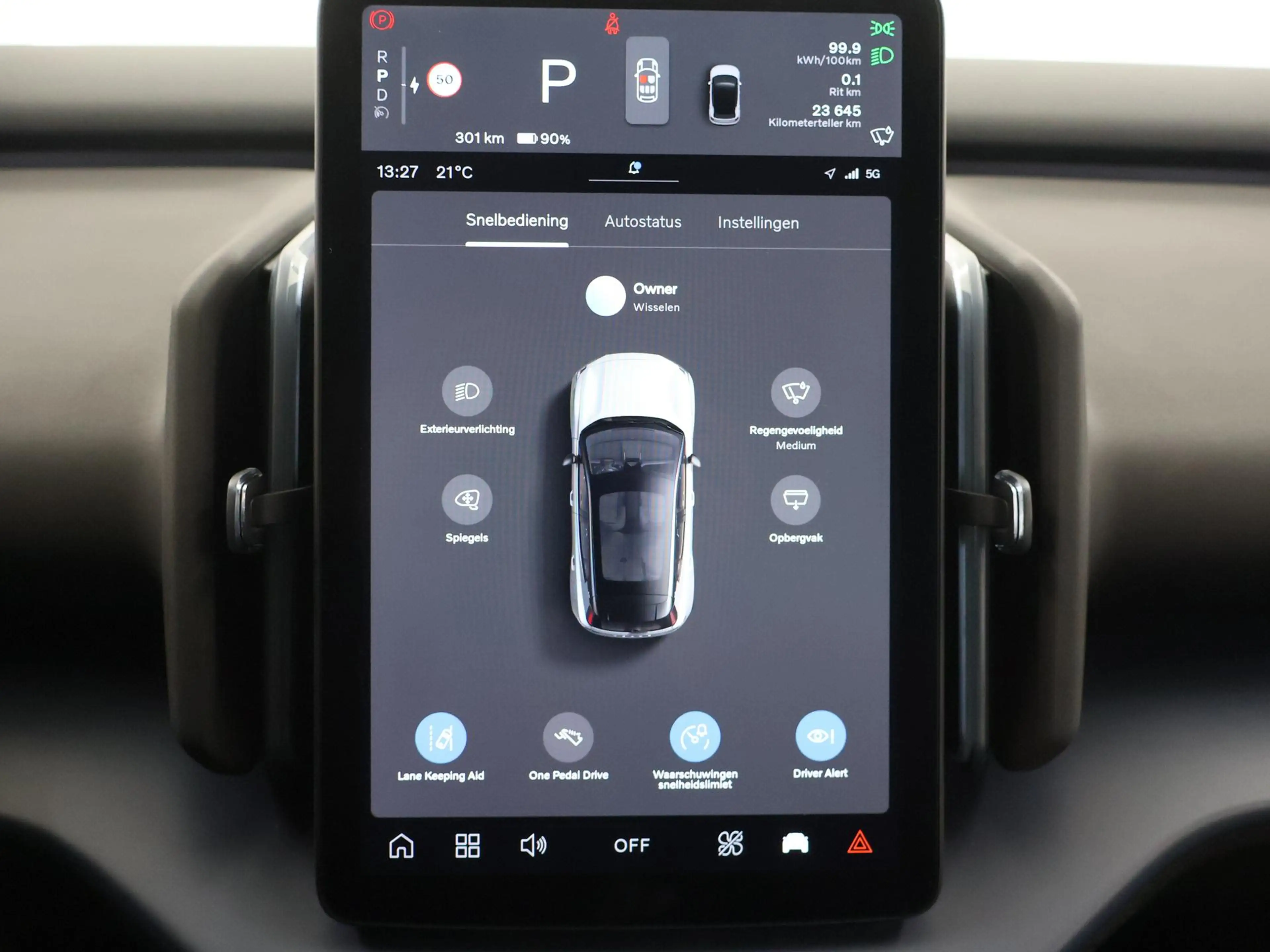 Volvo EX30 Single Motor Core 51 kWh | Navigatie | Climate Con — photo 17