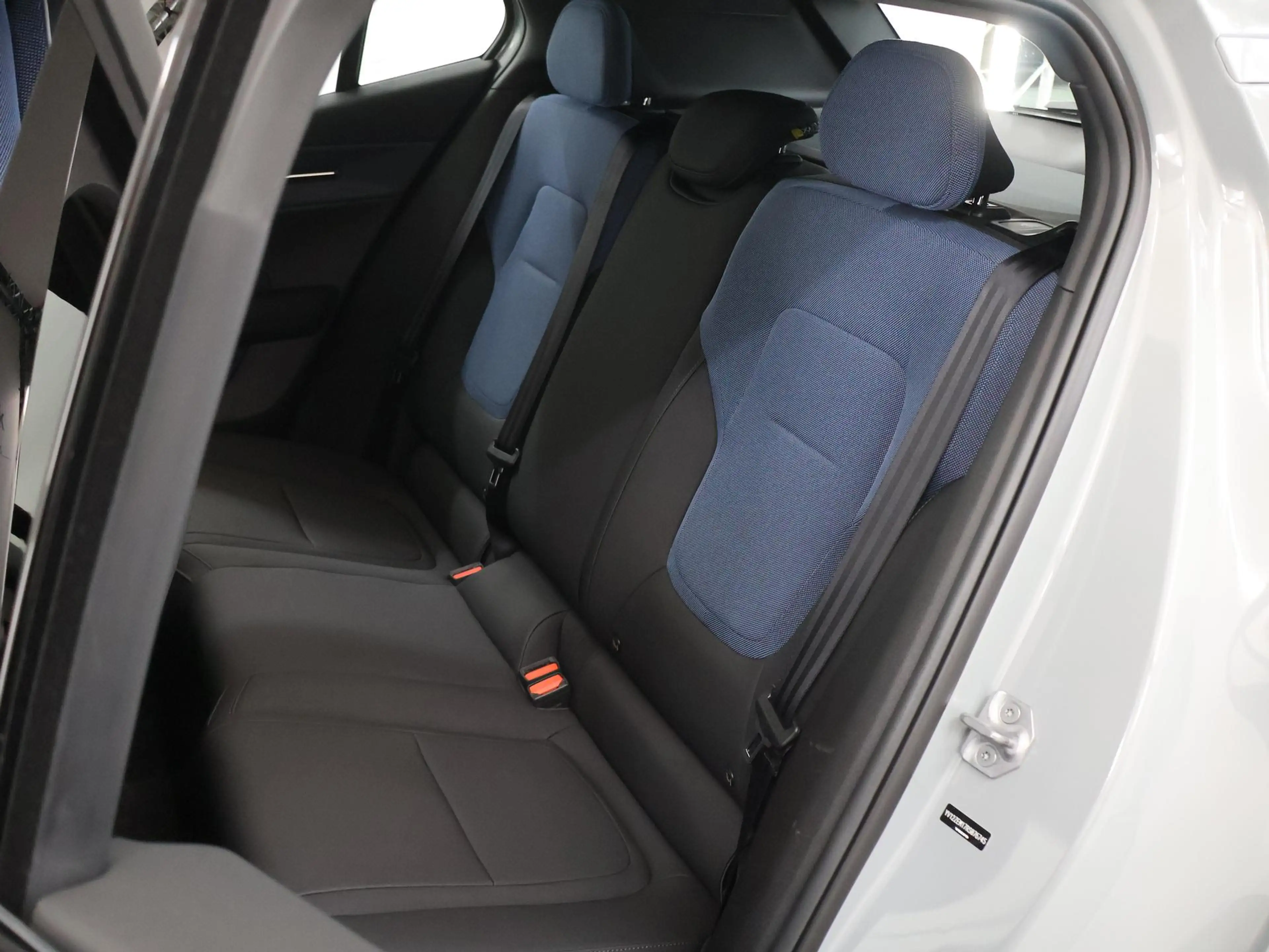 Volvo EX30 Single Motor Core 51 kWh | Navigatie | Climate Con — photo 11