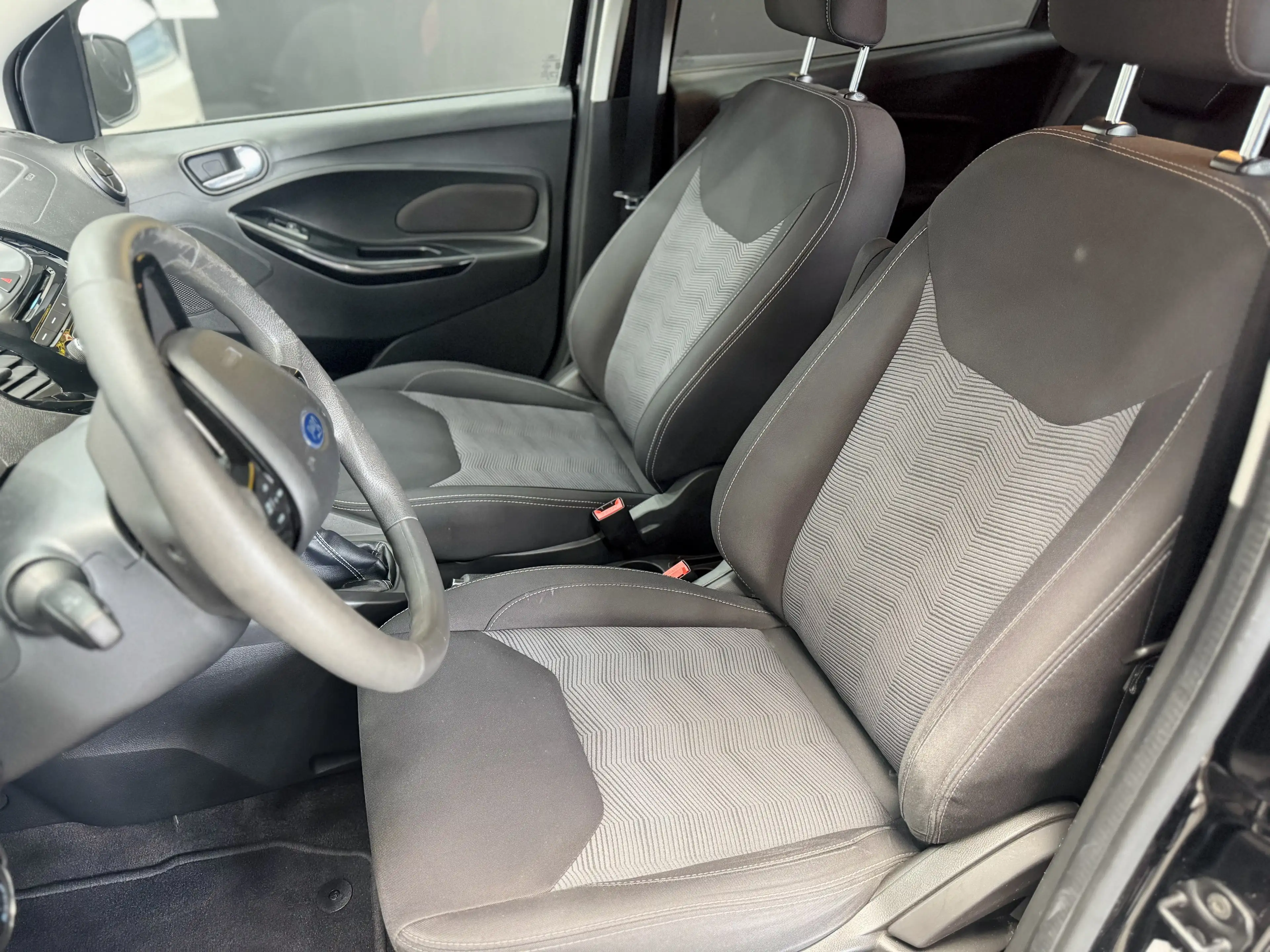 Ford Ka/Ka+ 1.HandBlack/White*PDC*15ZOLL*Klima*TÜVbisNOV/26 — photo 5