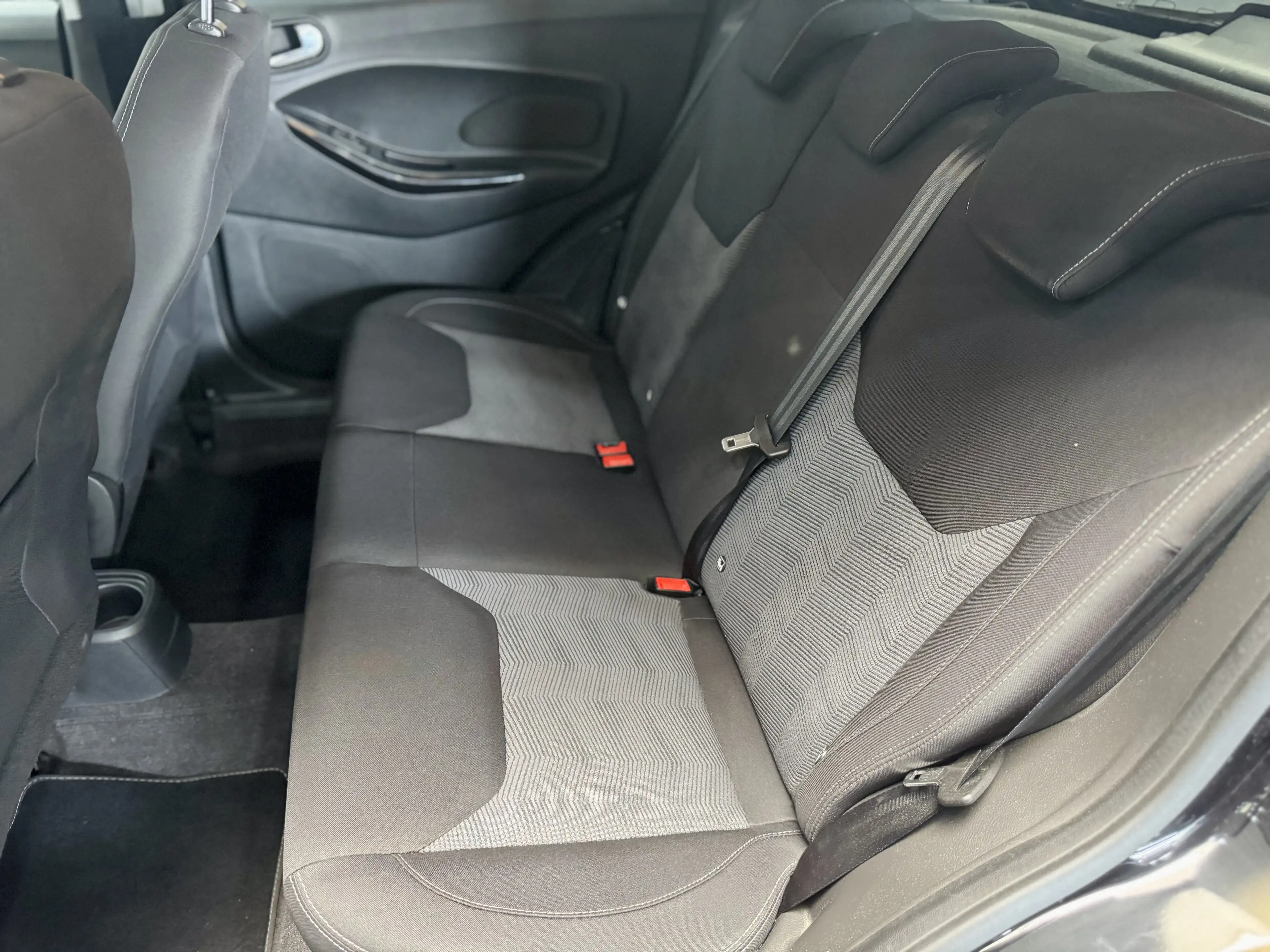 Ford Ka/Ka+ 1.HandBlack/White*PDC*15ZOLL*Klima*TÜVbisNOV/26 — photo 10