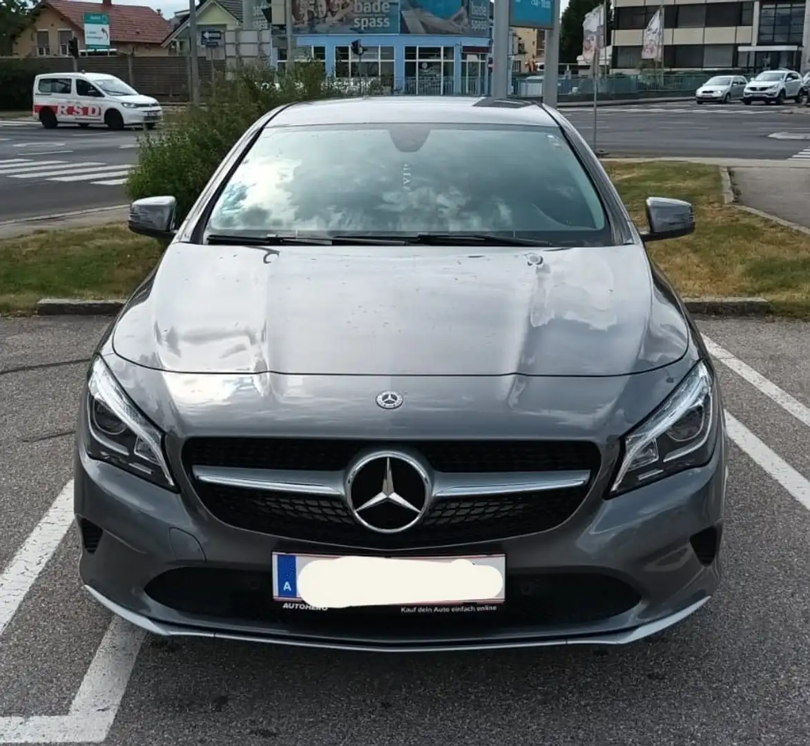 Mercedes-Benz CLA 200 Shooting Brake - 1
