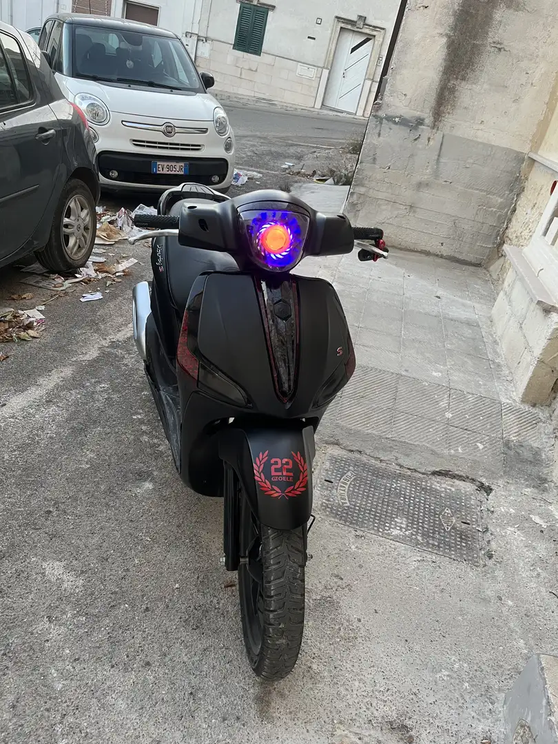 Piaggio Liberty 50 scooter - 2