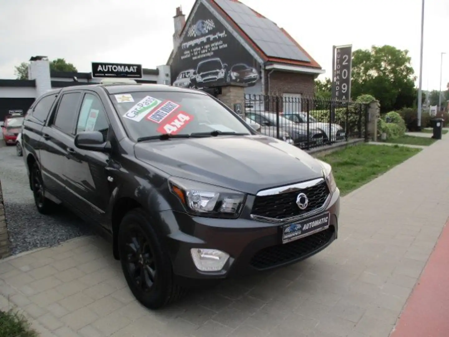 SsangYong Actyon 2.2TDI 180PK 4X4 SPORTS PICKUP AUTOM. LV5PL EURO6B Grau - 1