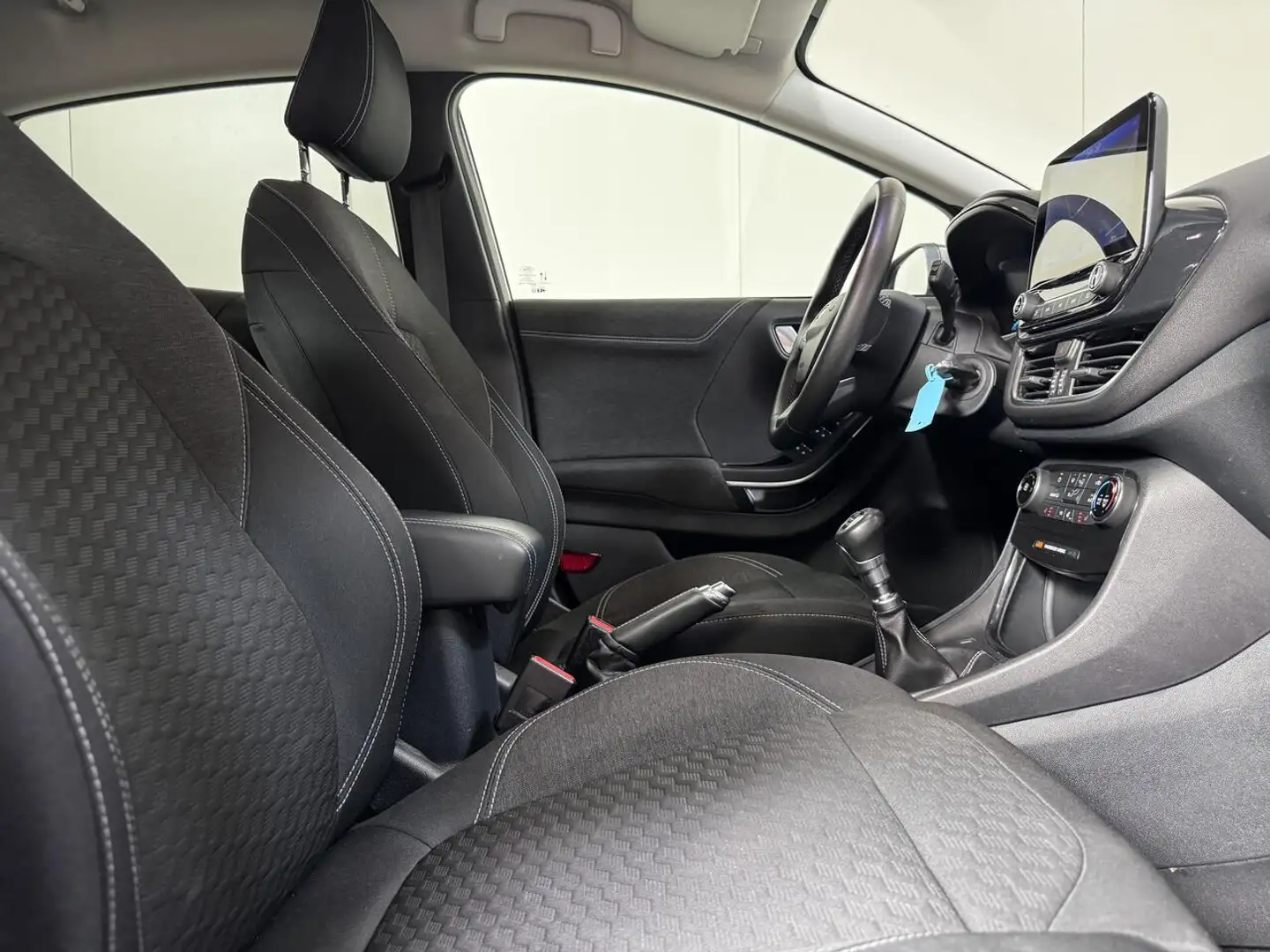 Ford Puma 1.0 Benzine Mild Hybrid Titanium - Apple CarPla... Grijs - 2