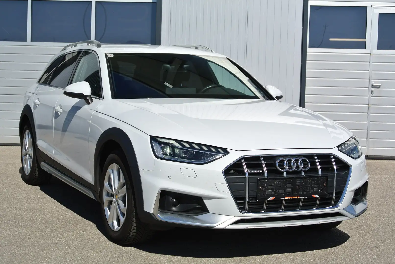 Audi A4 allroad 45 TFSI quattro S-tronic * virt. CP * LEDER * LED Weiß - 1