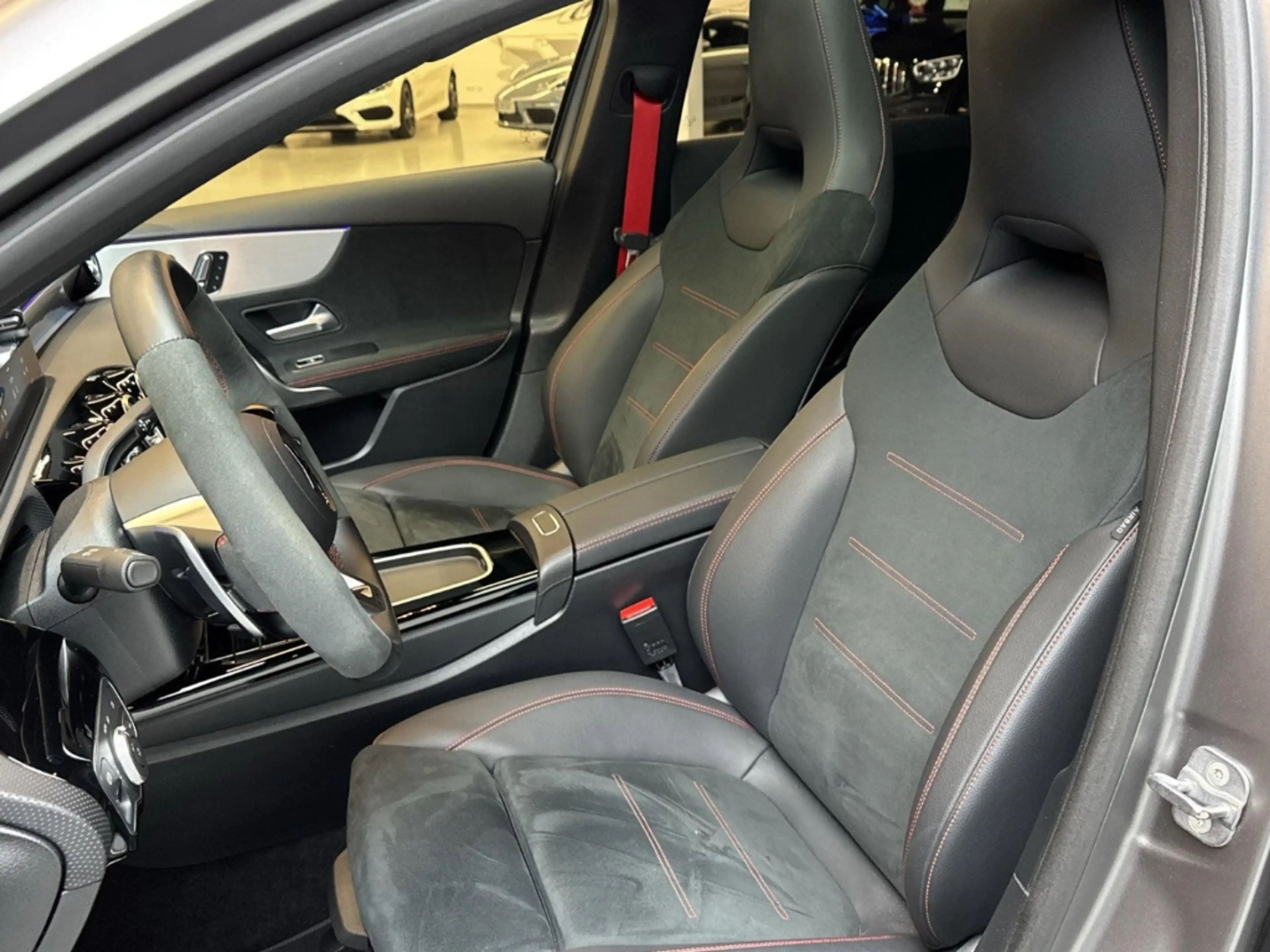 Mercedes-Benz A 45 AMG A45 S/Driver/Burm/Pano/360°/ACC/Multib/HUD/magno — photo 9