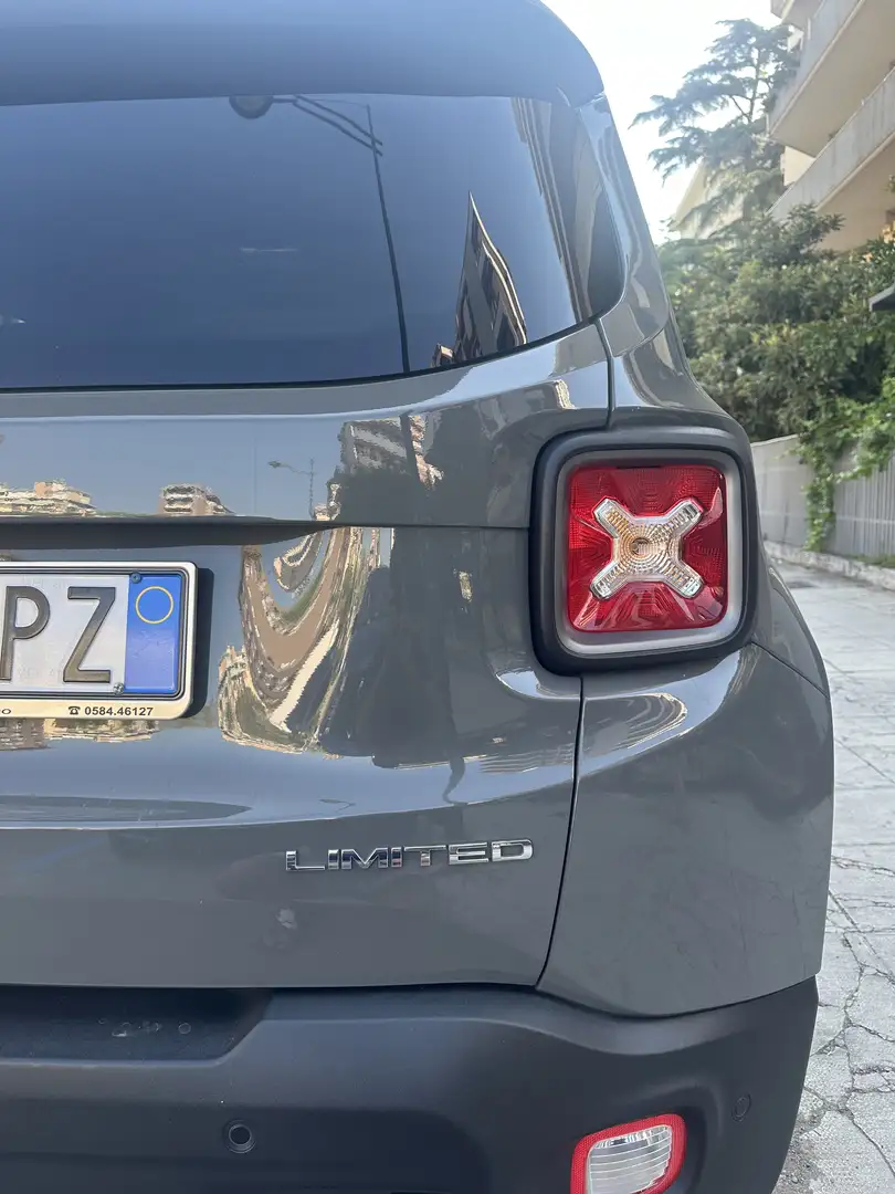 Jeep Renegade Renegade 2019 1.3 t4 Limited 2wd 150cv ddct Grigio - 2