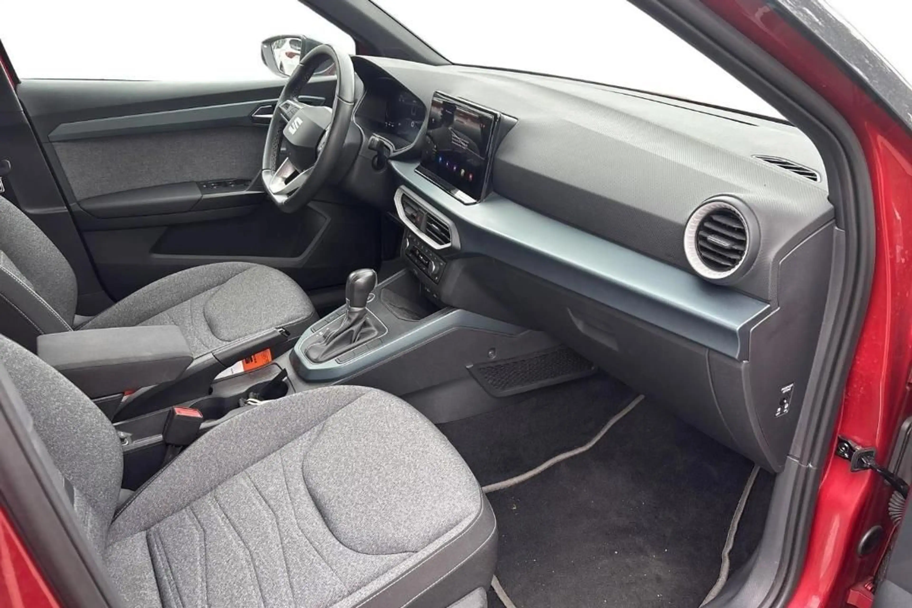 SEAT Arona Xperience — photo 15