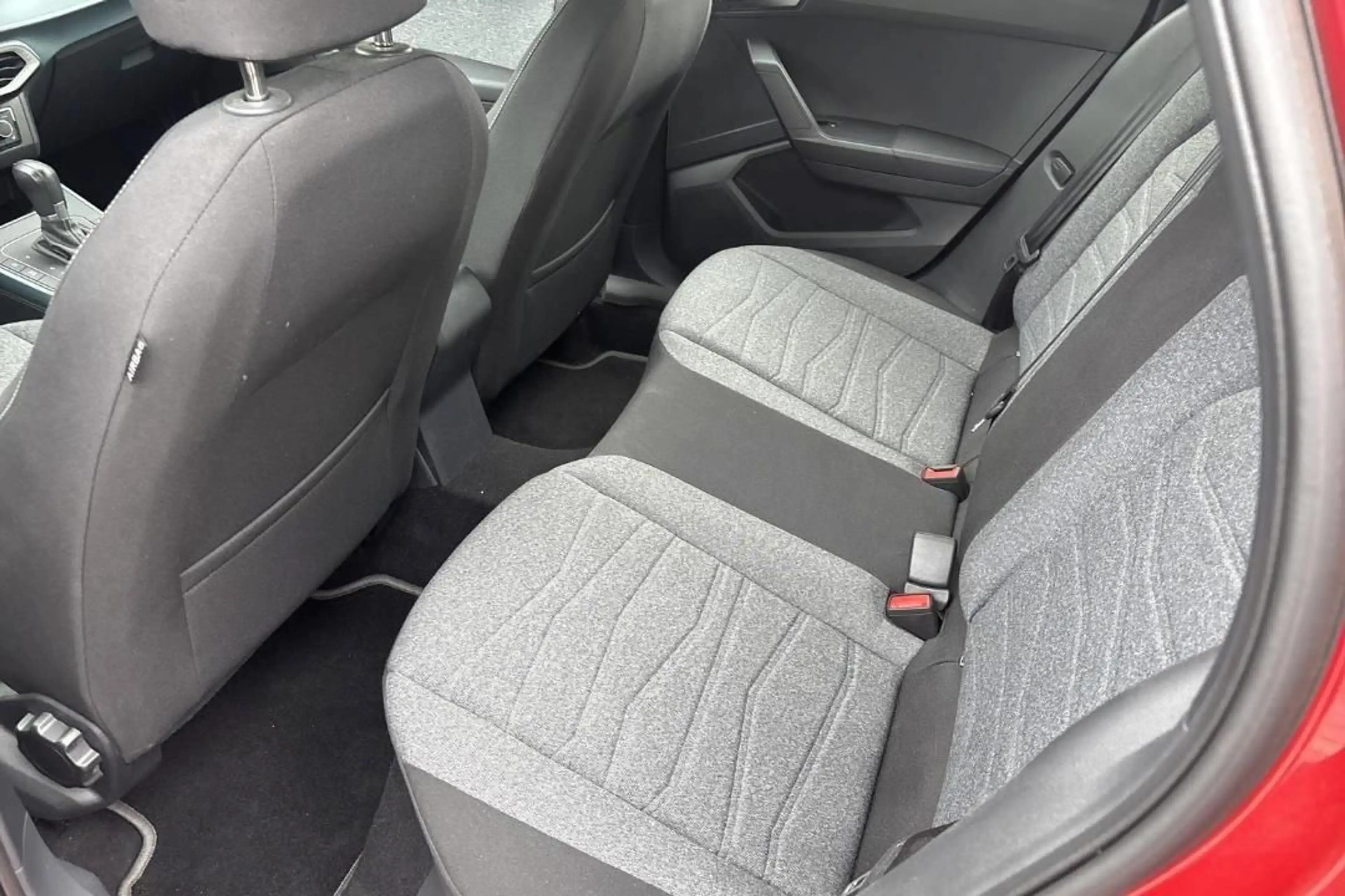 SEAT Arona Xperience — photo 11