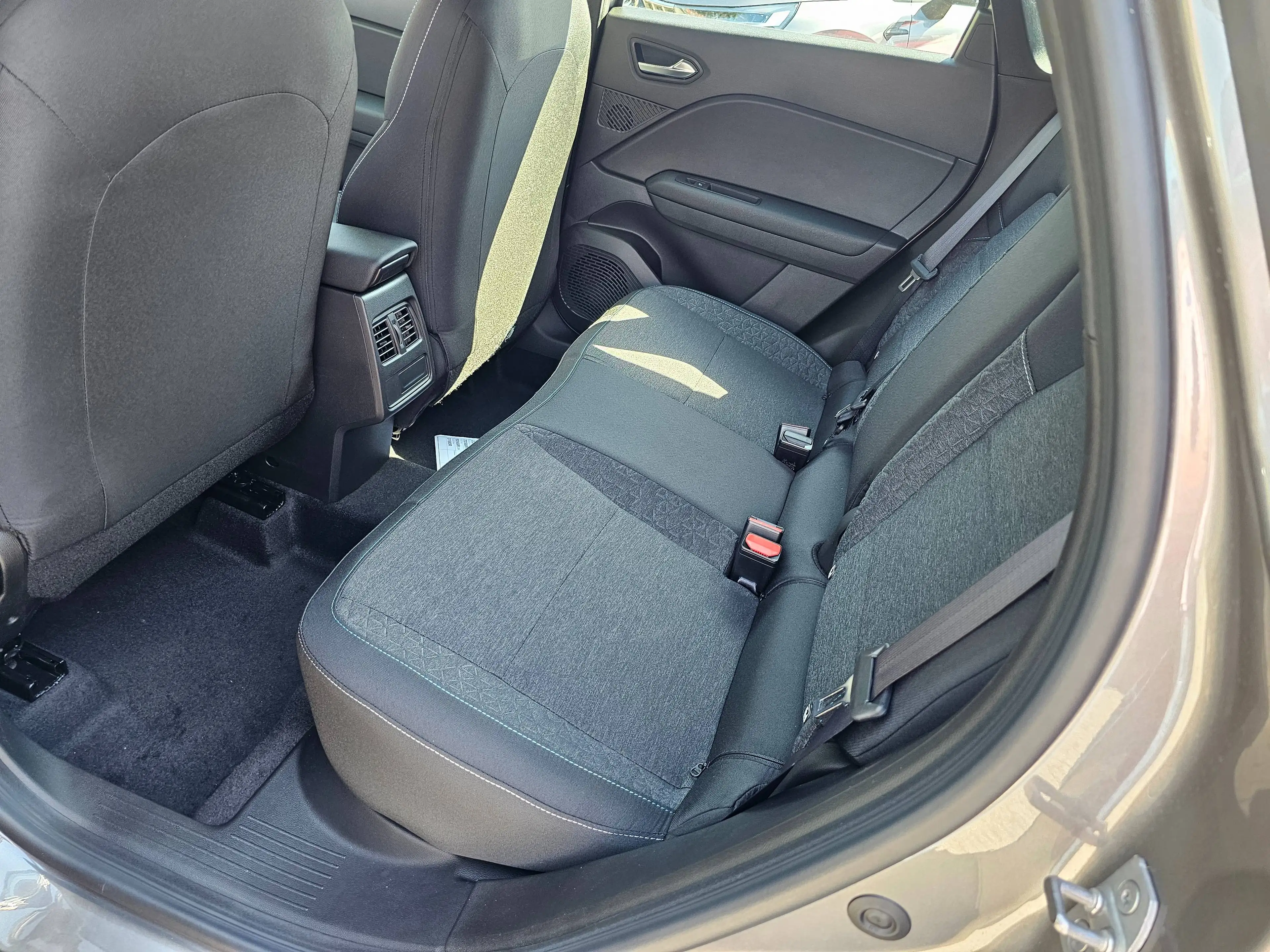Mitsubishi Grandis Diamant PLUS — photo 6