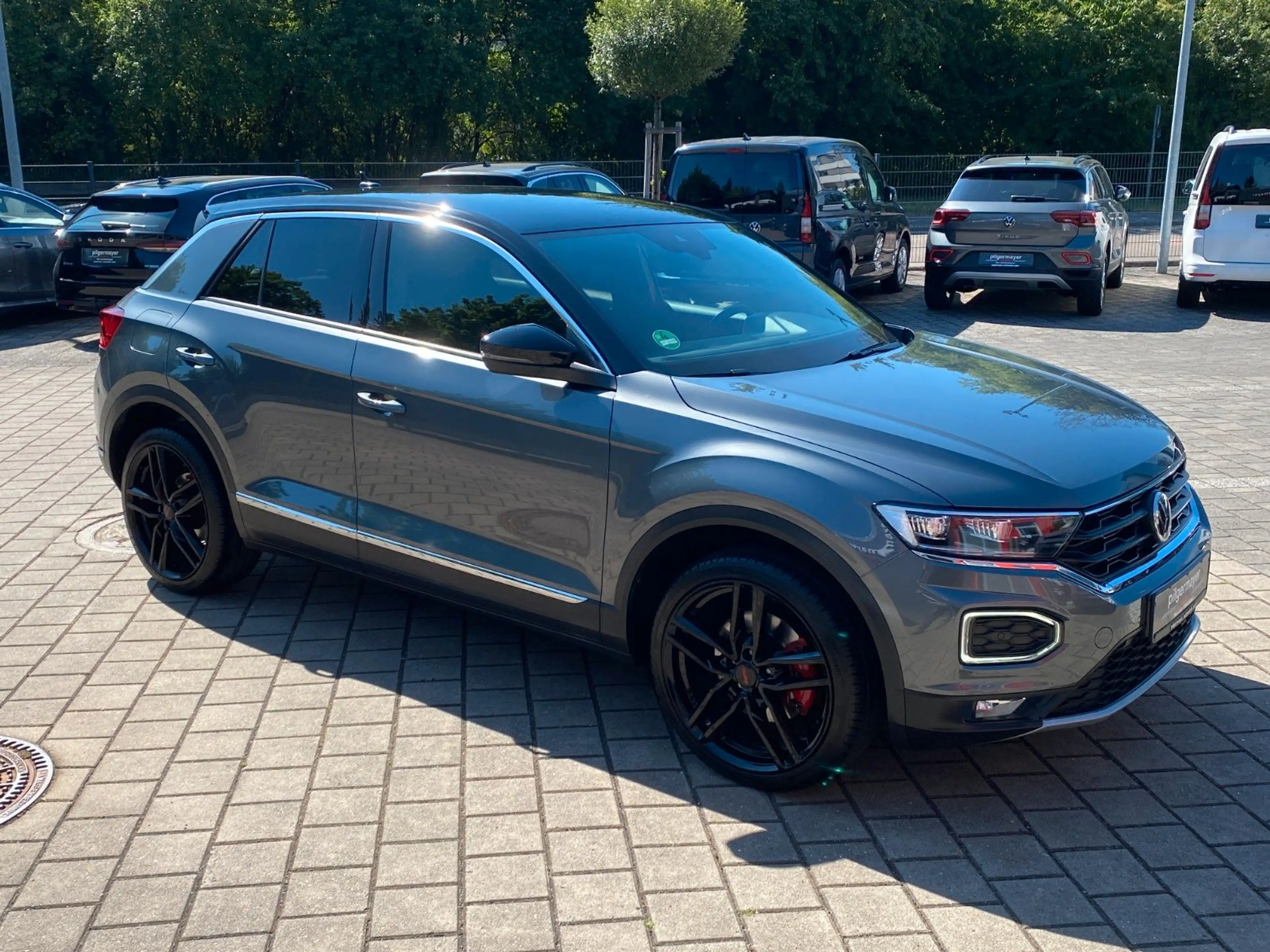 Volkswagen T-Roc Sport DSG+AHK+NAVI+KAME+SHZ+ PDC+LED+el.HK — photo 3