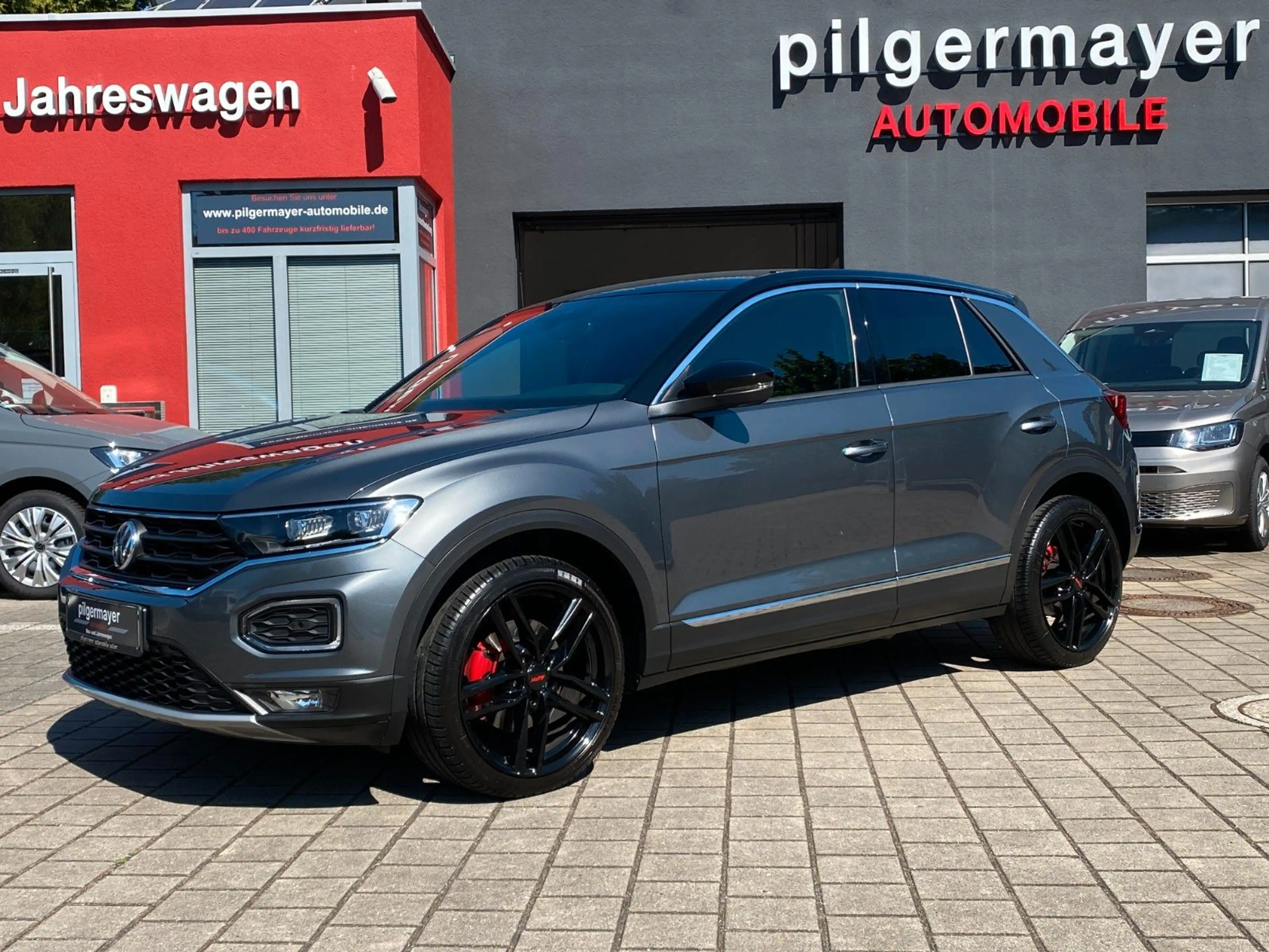 Volkswagen T-Roc Sport DSG+AHK+NAVI+KAME+SHZ+ PDC+LED+el.HK