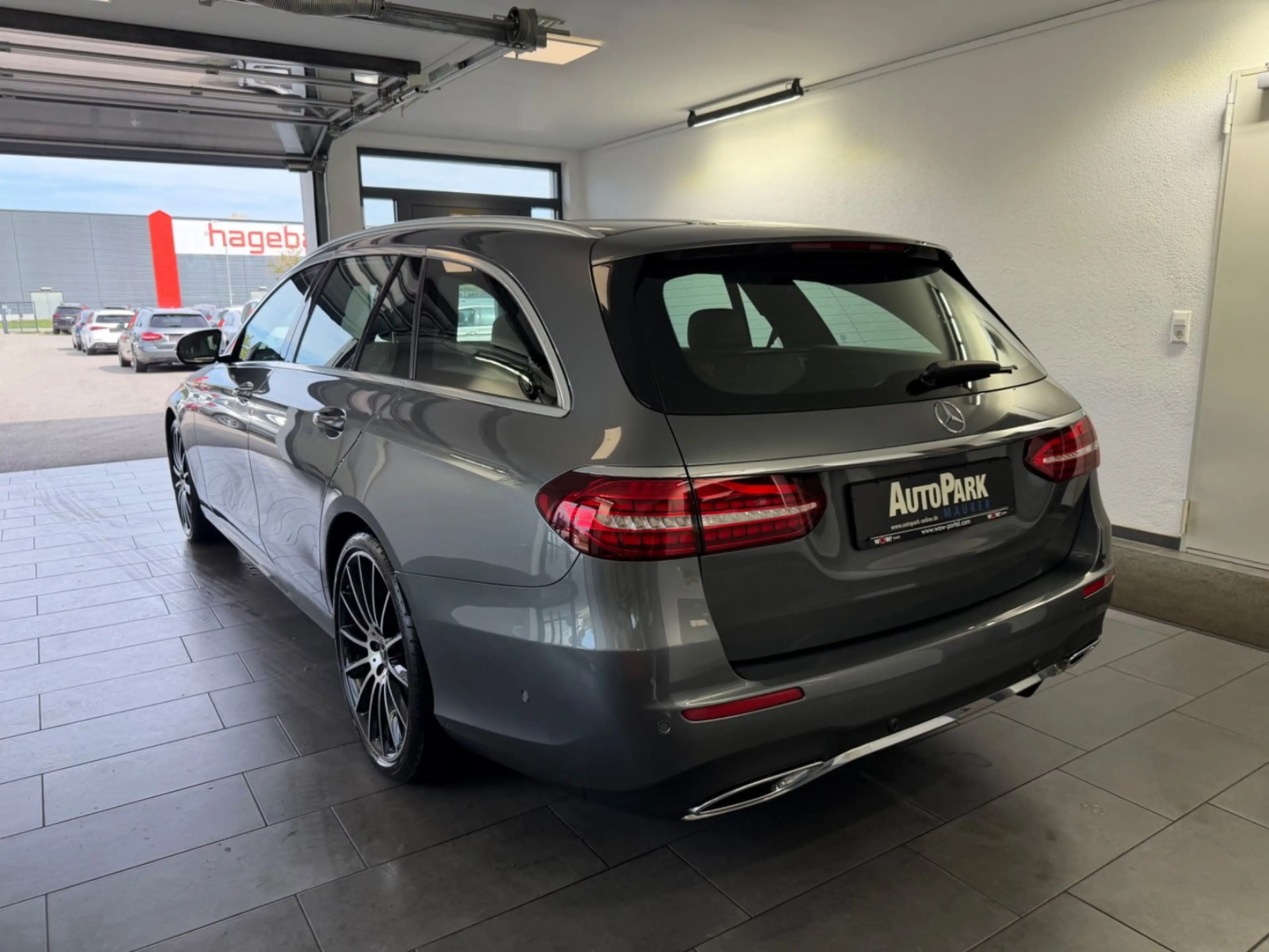 Mercedes-Benz E 300 d T 4MATIC AMG | AHK | MBUX | Kamera — photo 8