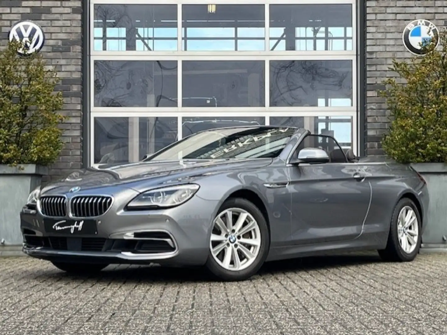 BMW 640 640i XDRIVE CABRIO HIGH EXECUTIVE Grijs - 1