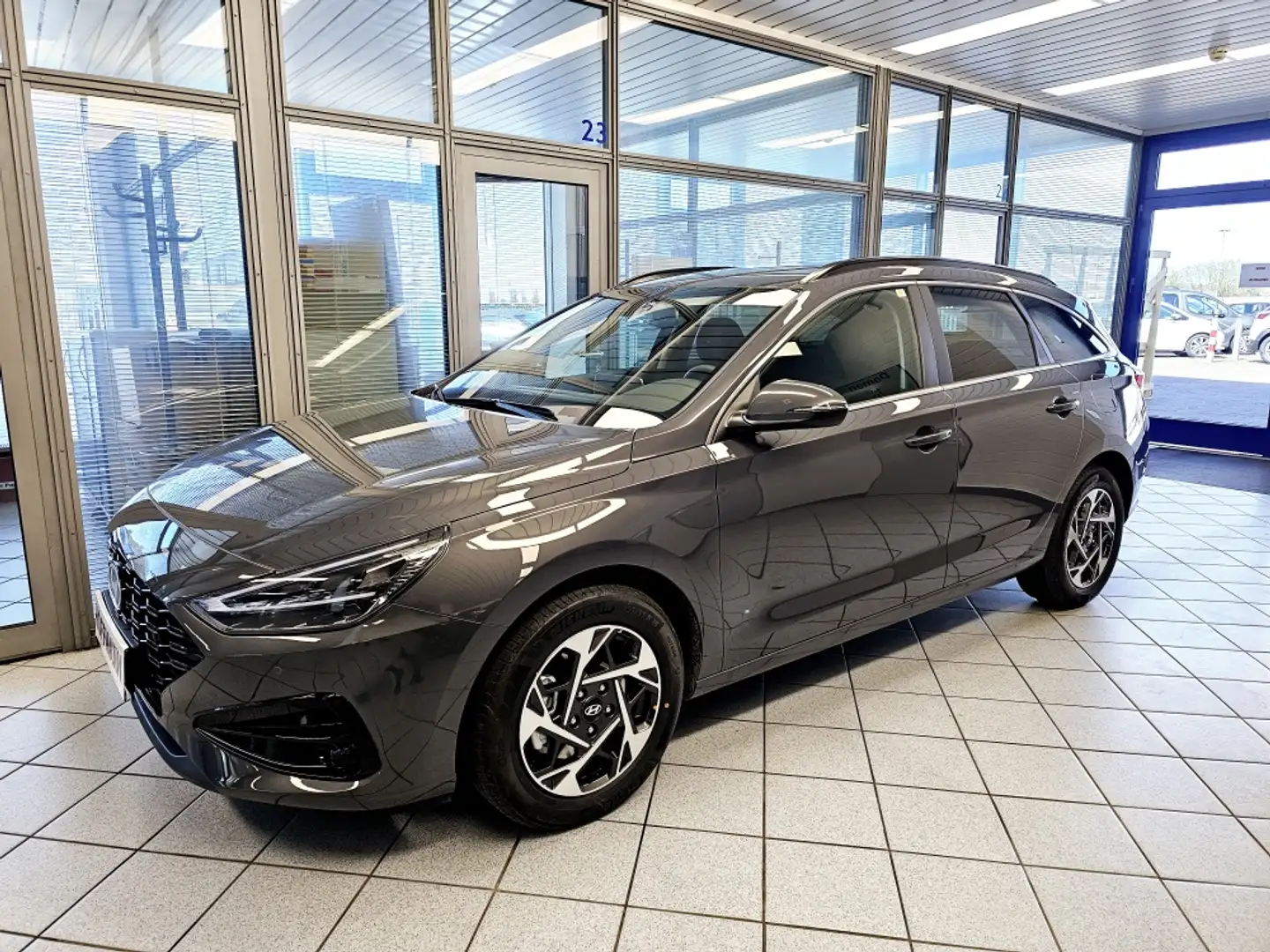 Hyundai i30 Klimaaut,SHZ,Kamera,Bi-LED,Navi Серый - 2