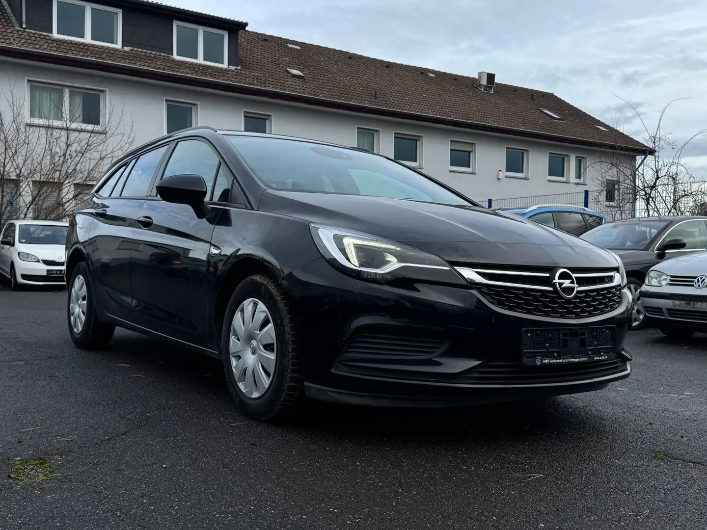 Opel Astra K Sports Tourer BUSINESS/ECO/HSA/SHZ/NAVI Schwarz - 1