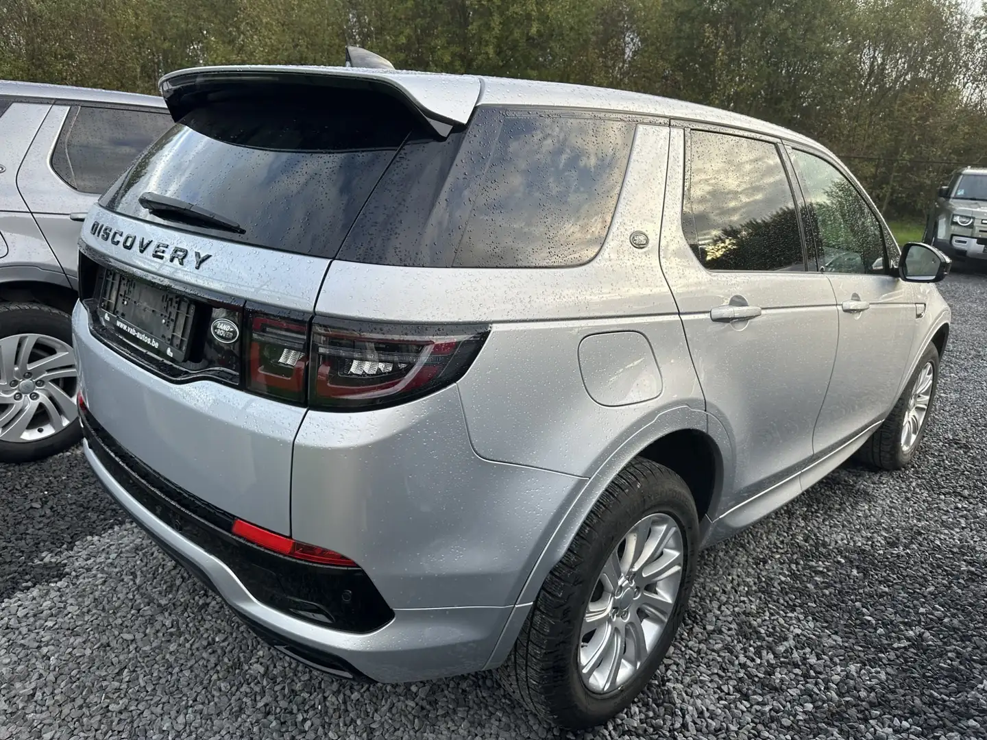 Land Rover Discovery Sport 2.0 TD4 / R-Dynamic / € 20.650 netto / Black / Argent - 2
