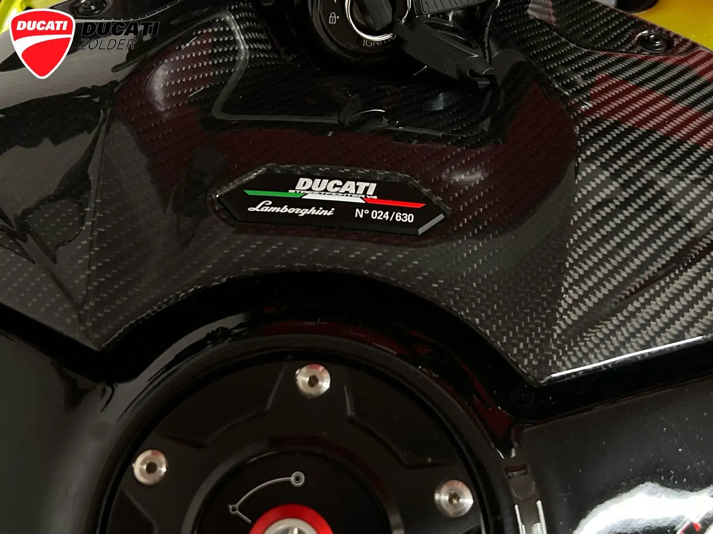 Ducati Streetfighter V4 Lamborgini 024/630 Vert - 2