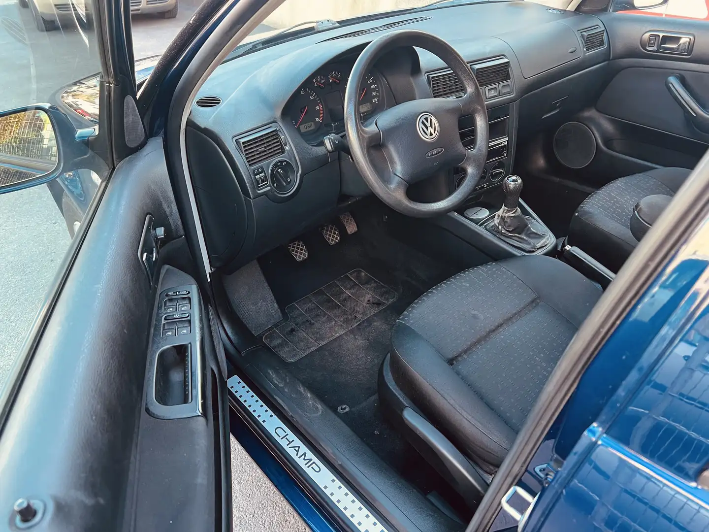 Volkswagen Golf 1.4 - 2