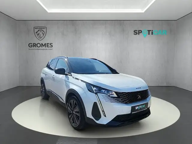 Peugeot 3008 main image
