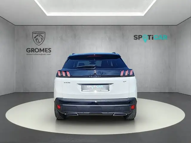 Peugeot 3008 view 4