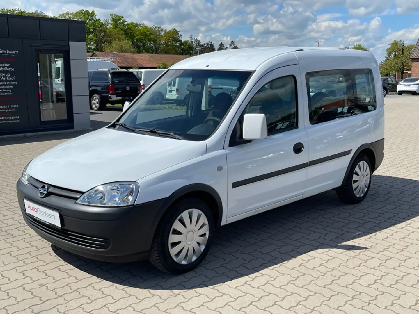 Opel Combo 1.6 CNG 1.Hand 5-Sitzer White - 2