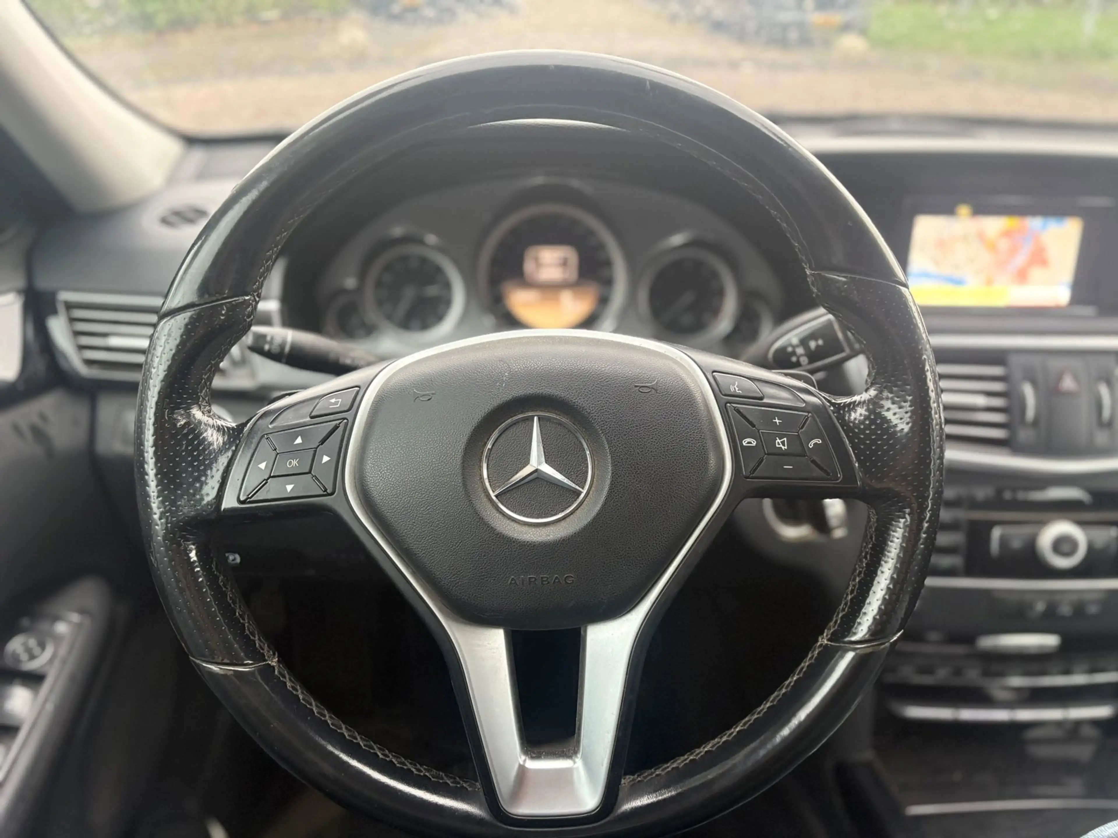 Mercedes-Benz E 200 Estate CGI Business Class Avantgarde — photo 12