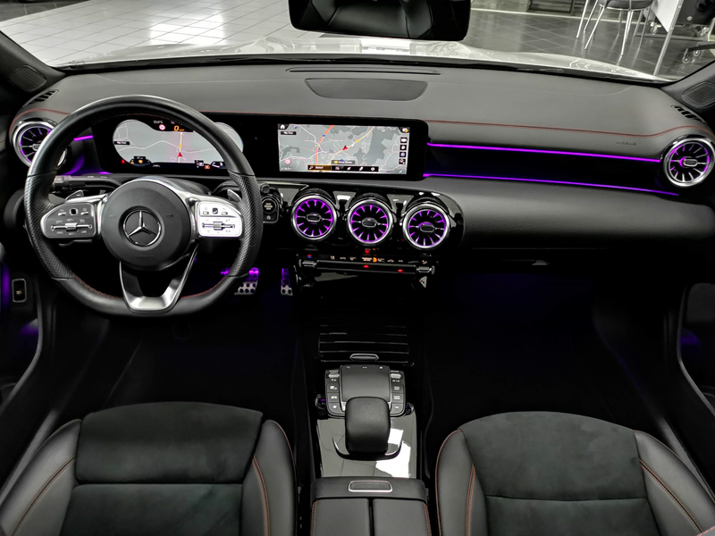 Mercedes-Benz CLA 180 AMG 7-G*Pano*R.Kamera*Navi*Ambiente-Bele — photo 11