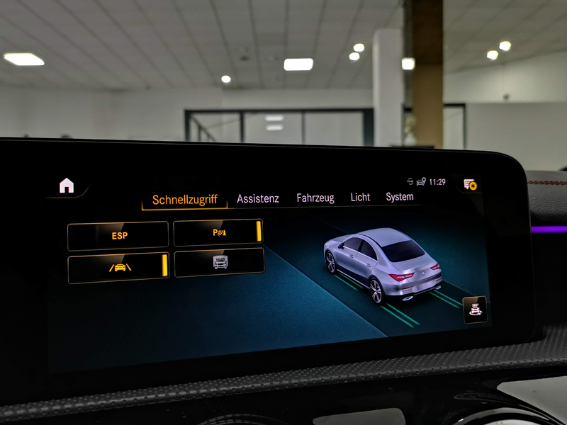 Mercedes-Benz CLA 180 AMG 7-G*Pano*R.Kamera*Navi*Ambiente-Bele — photo 15
