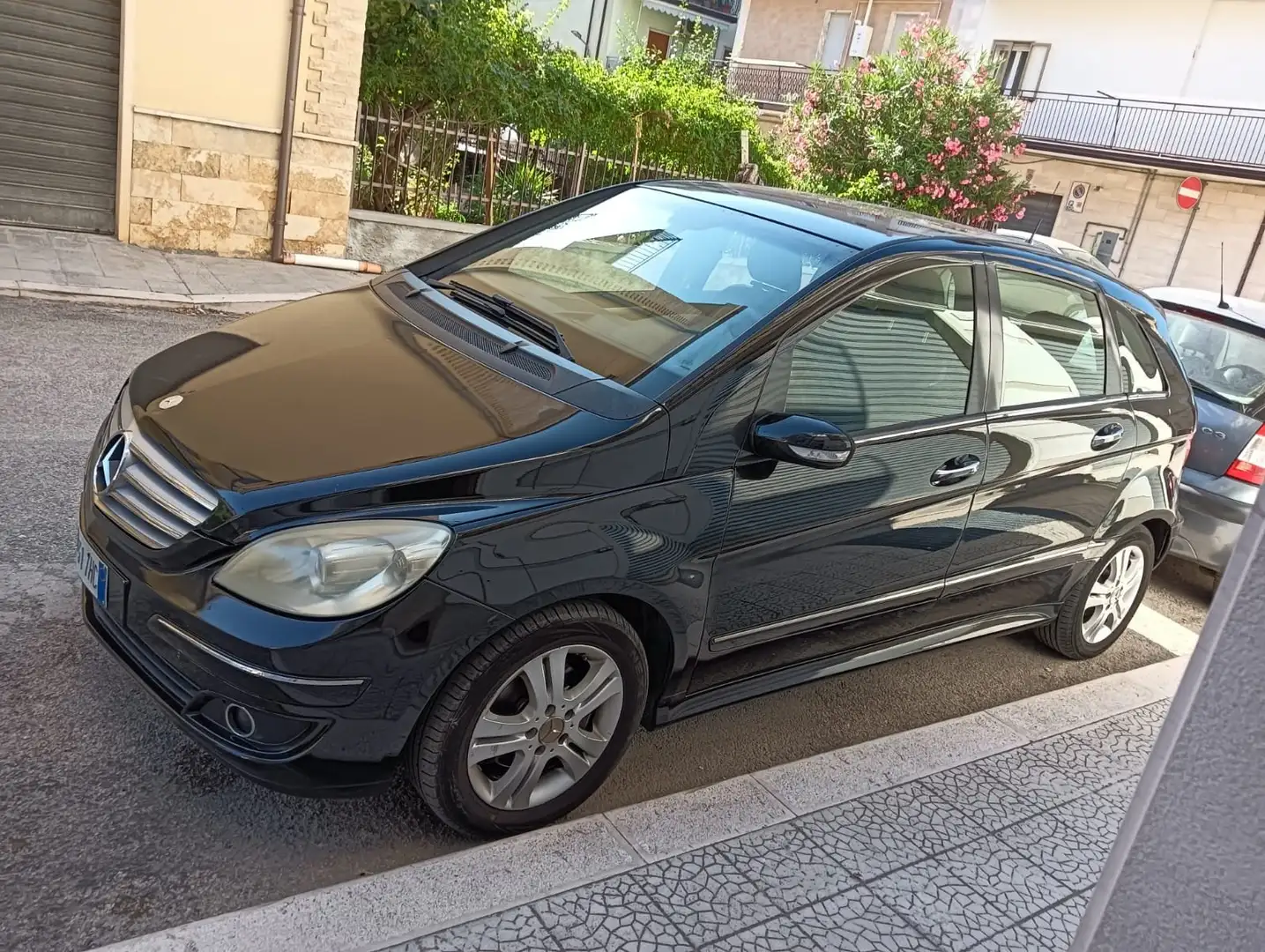 Mercedes-Benz B 180 Classe B - T245 180 cdi Noir - 2