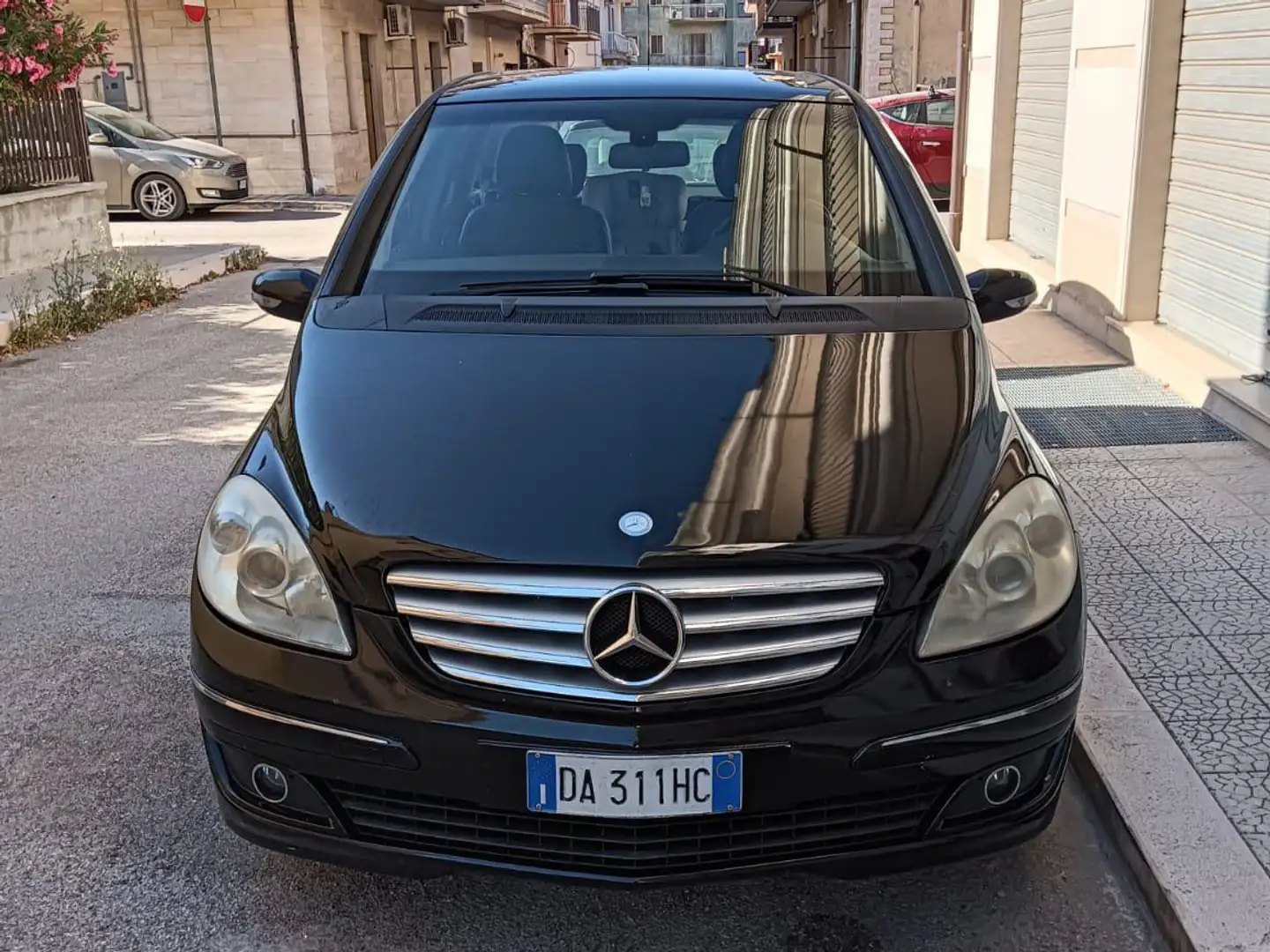 Mercedes-Benz B 180 Classe B - T245 180 cdi Noir - 1