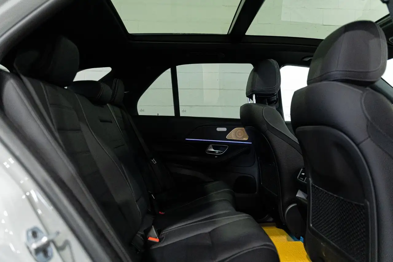 Mercedes-Benz GLE снимка Mercedes-Benz GLE
