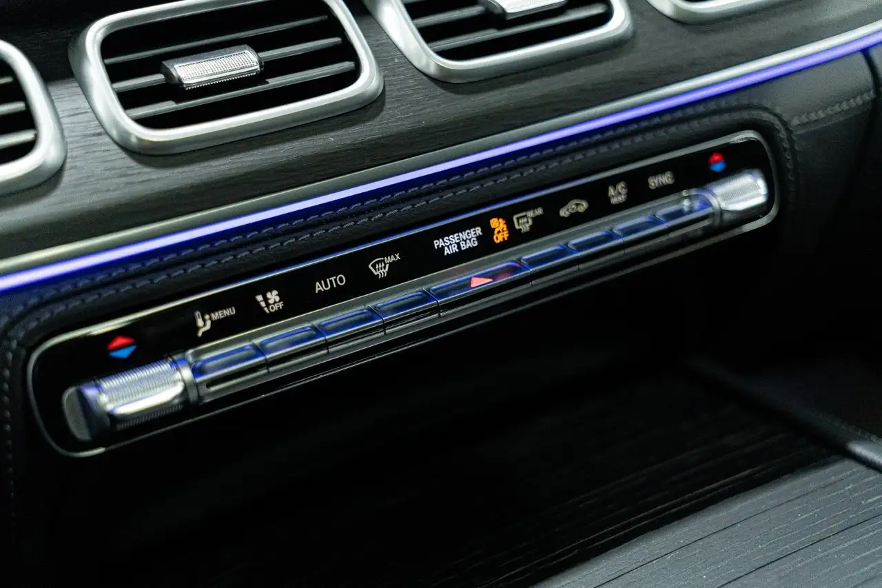 Mercedes-Benz GLE снимка Mercedes-Benz GLE