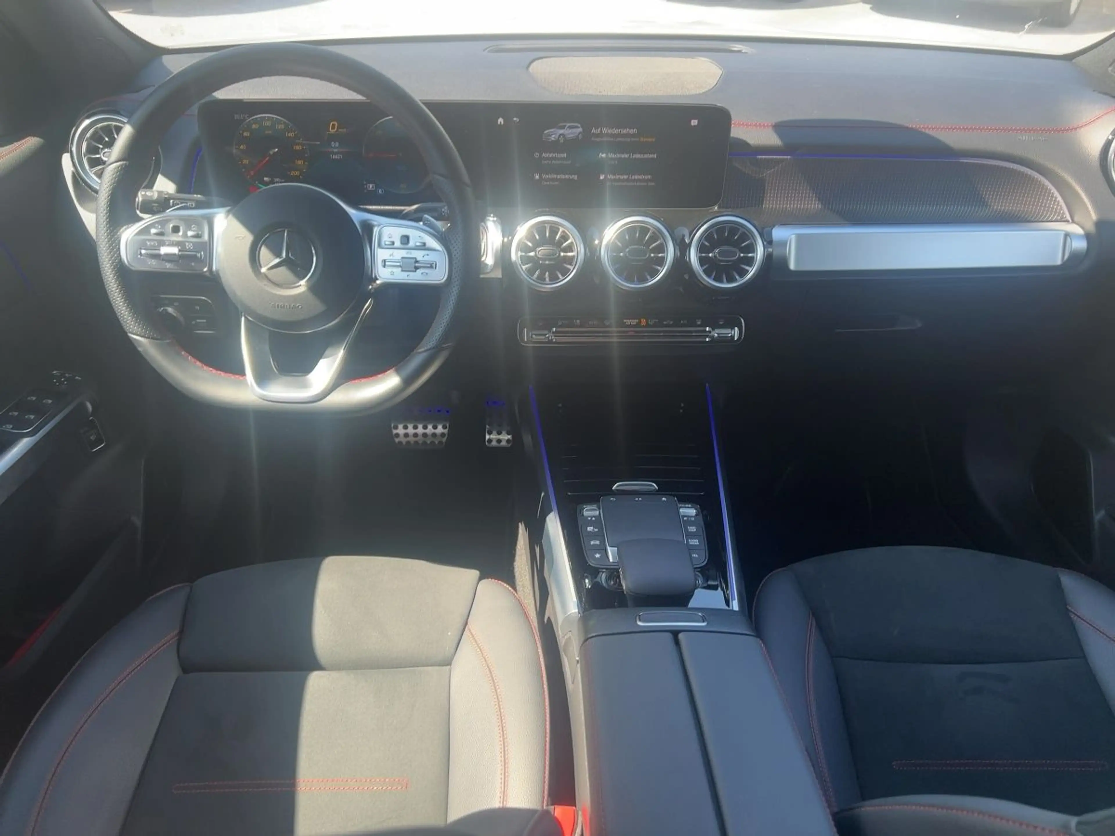 Mercedes-Benz EQB 300 4MATIC *KeyGo*Shz*LED*Ambi*eHeck*AMG*PTS* — photo 5