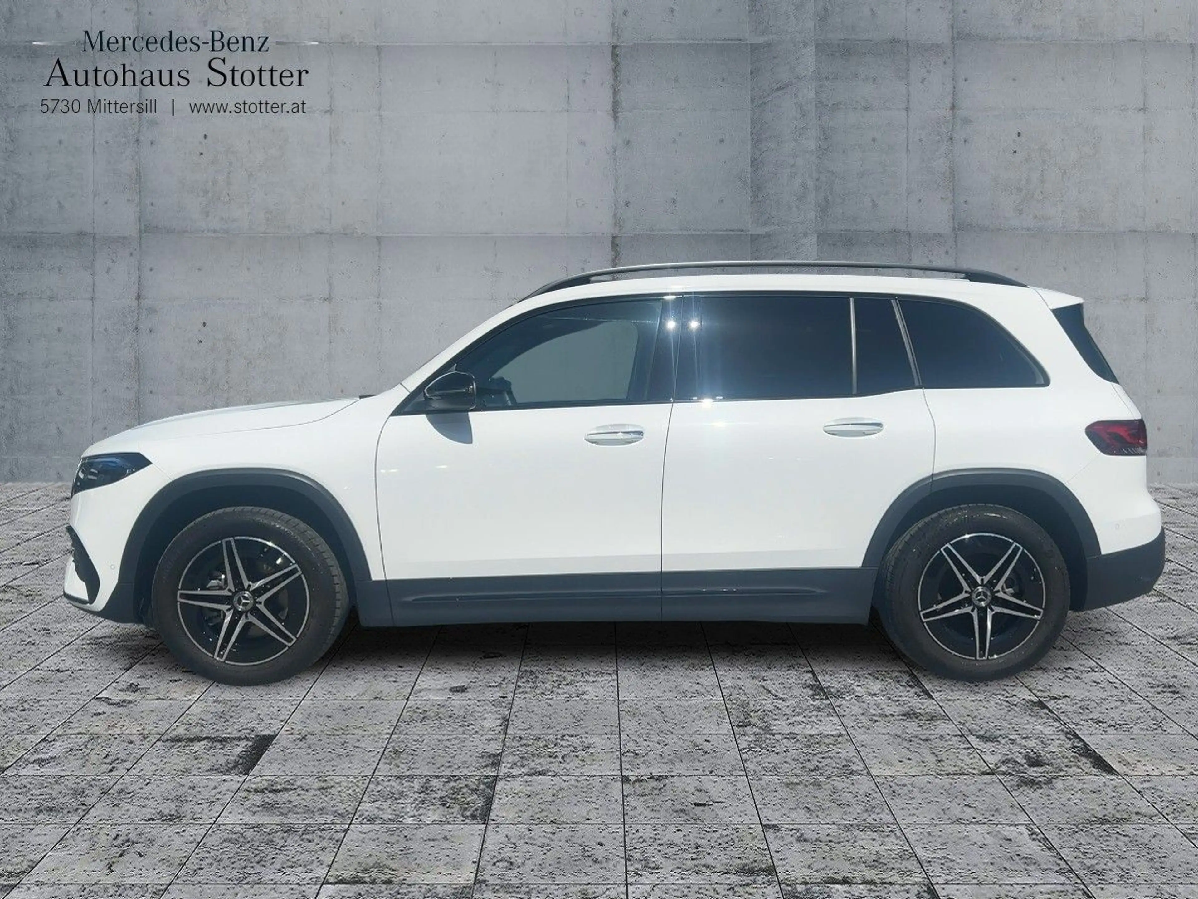 Mercedes-Benz EQB 300 4MATIC *KeyGo*Shz*LED*Ambi*eHeck*AMG*PTS* — photo 4