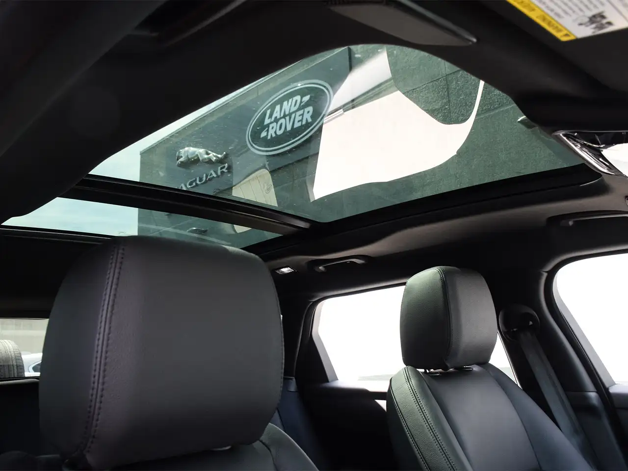 Land Rover Range Rover Velar снимка Land Rover Range Rover Velar