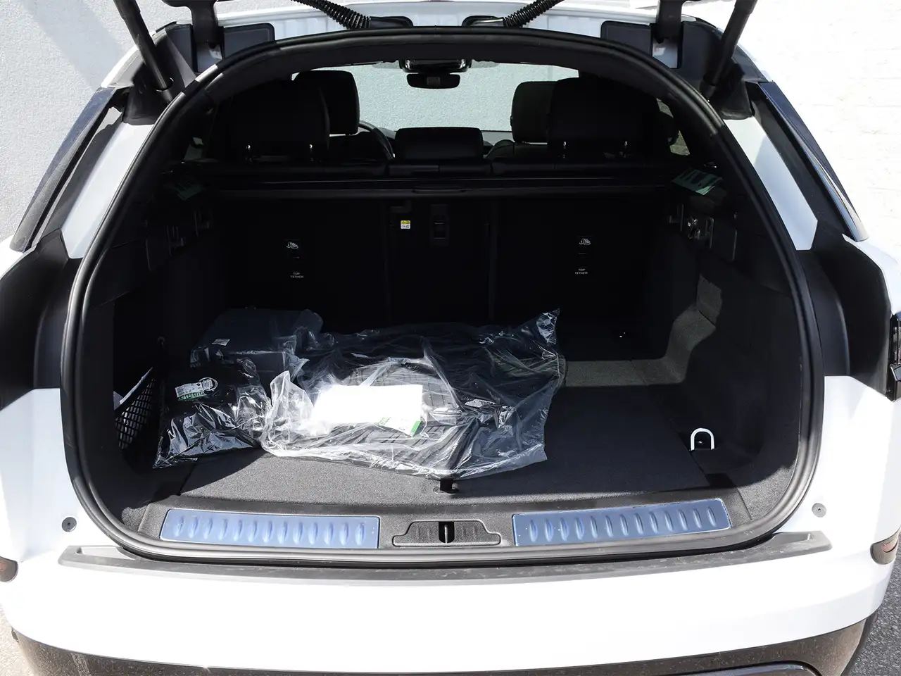 Land Rover Range Rover Velar снимка Land Rover Range Rover Velar