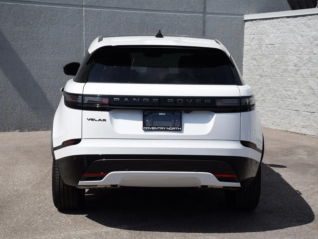 Land Rover Range Rover Velar снимка Land Rover Range Rover Velar