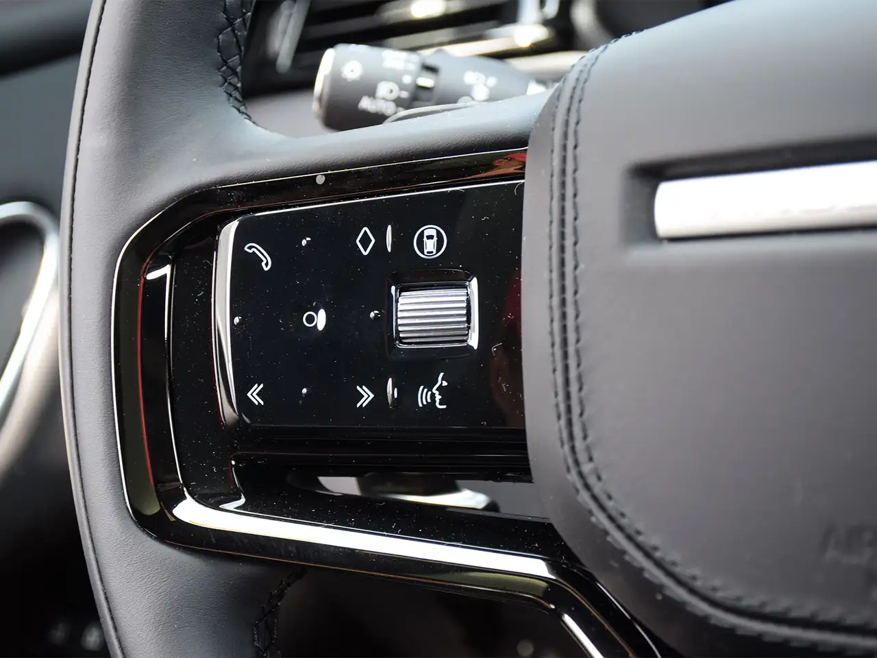 Land Rover Range Rover Velar снимка Land Rover Range Rover Velar