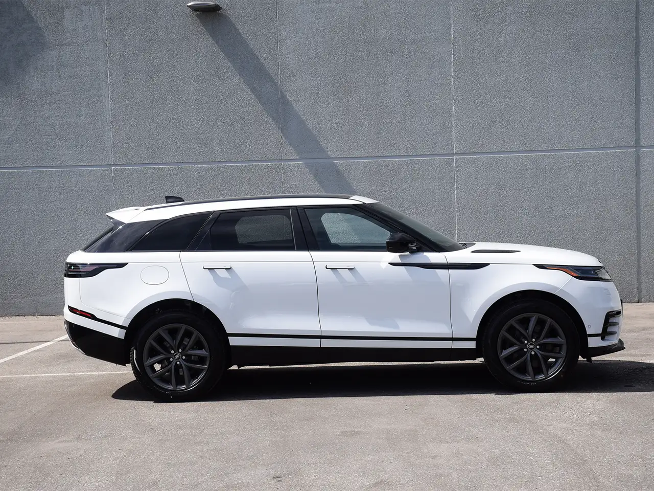 Land Rover Range Rover Velar снимка Land Rover Range Rover Velar