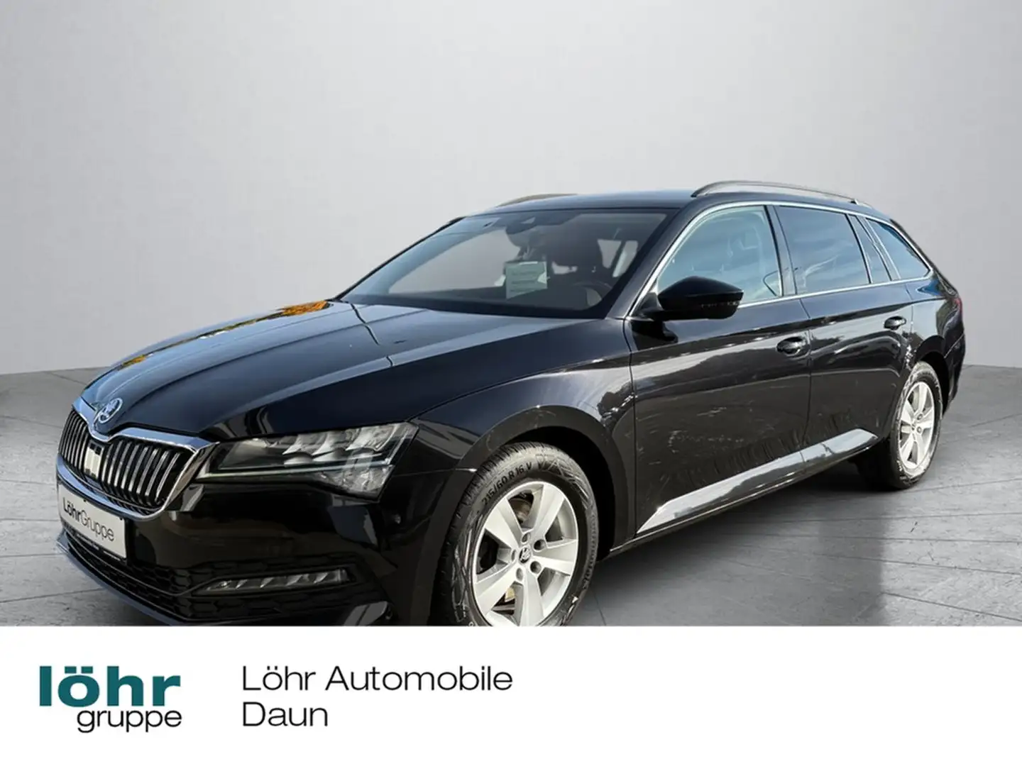 Skoda Superb 1,5 TSI DSG Schwarz - 1
