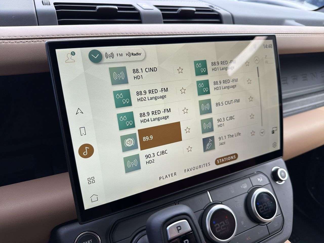 2026 Land Rover Defender 110 P300 S thumb 13
