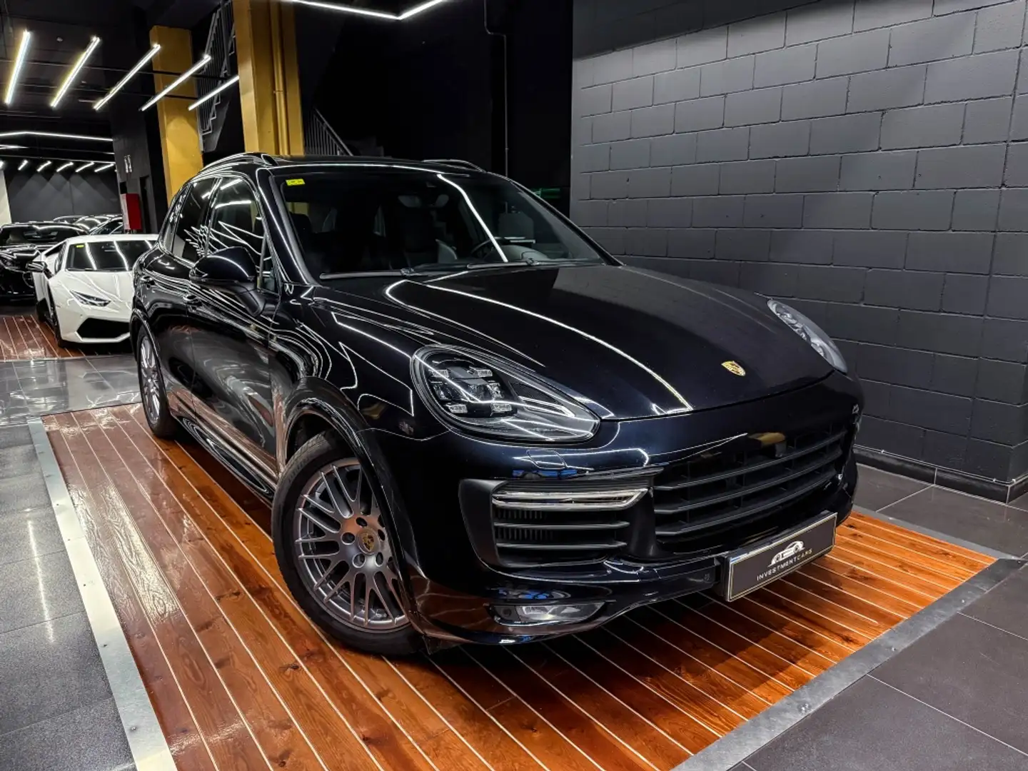 Porsche Cayenne GTS Aut. Nero - 1