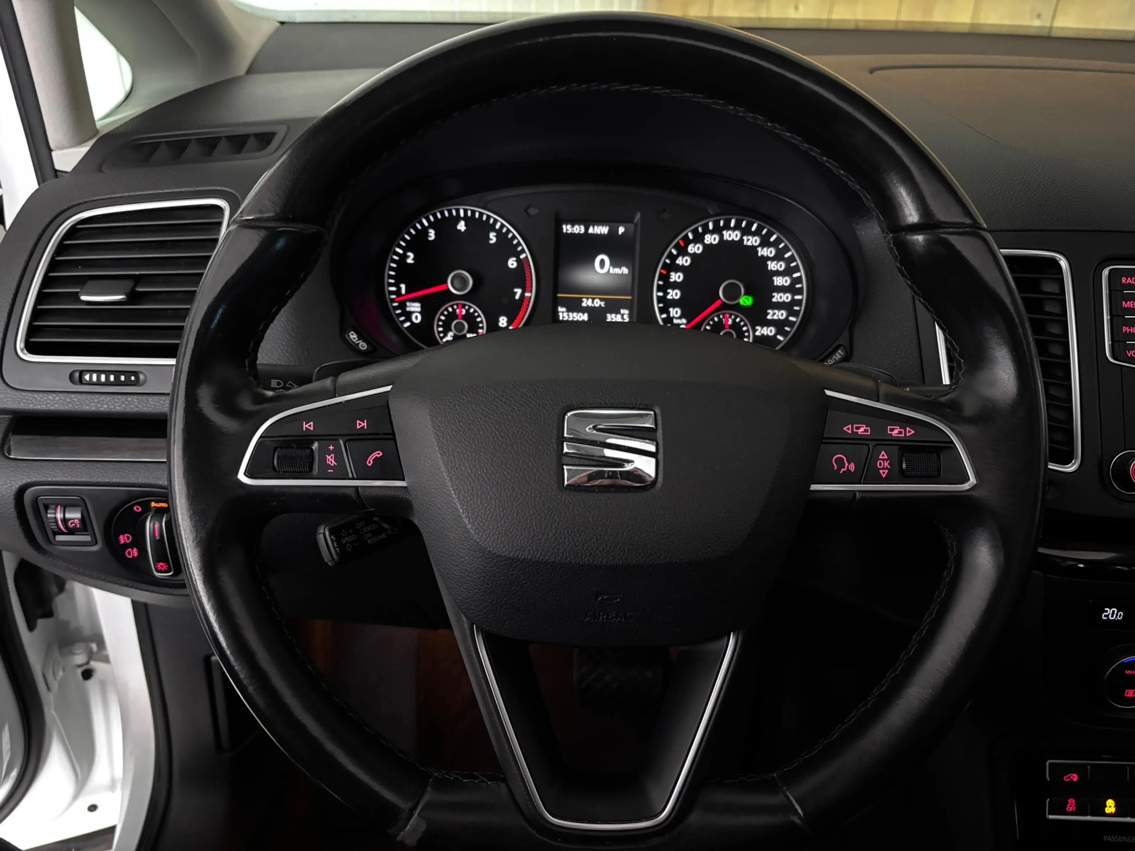 SEAT Alhambra 1.4 TSI 20TH ANNIVERSARY, 7-PERSOONS, NAVI, PANORA — photo 14