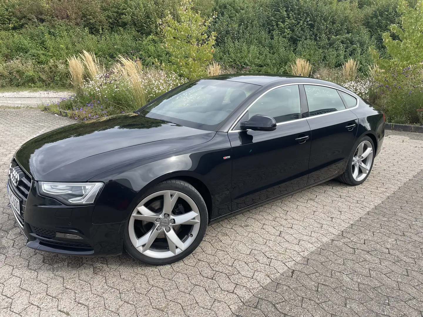Audi A5 1.8 TFSI Sportback Schwarz - 1