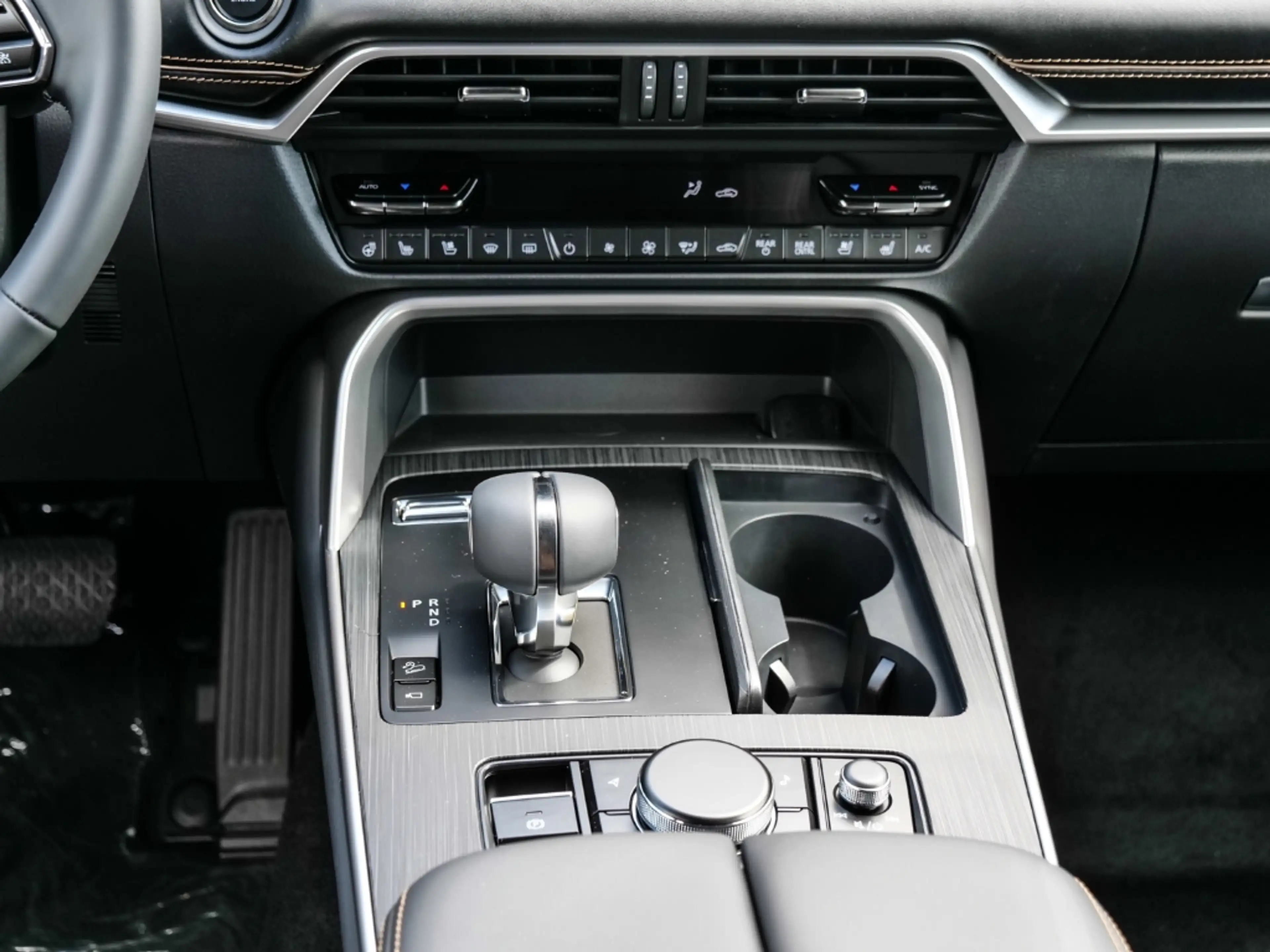 Mazda CX-80 2026 3.3L e-SKYACTIV D 254ps 8AT AWD Homura COSO B — photo 11