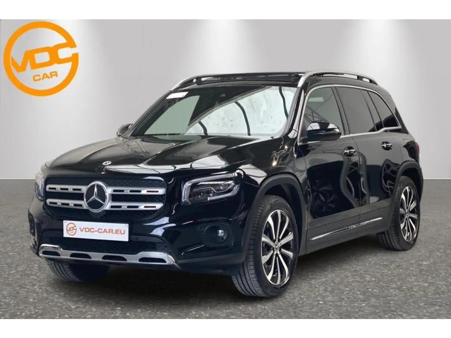 Mercedes-Benz GLB 200 Pano - Camera - CarPlay Černá - 1