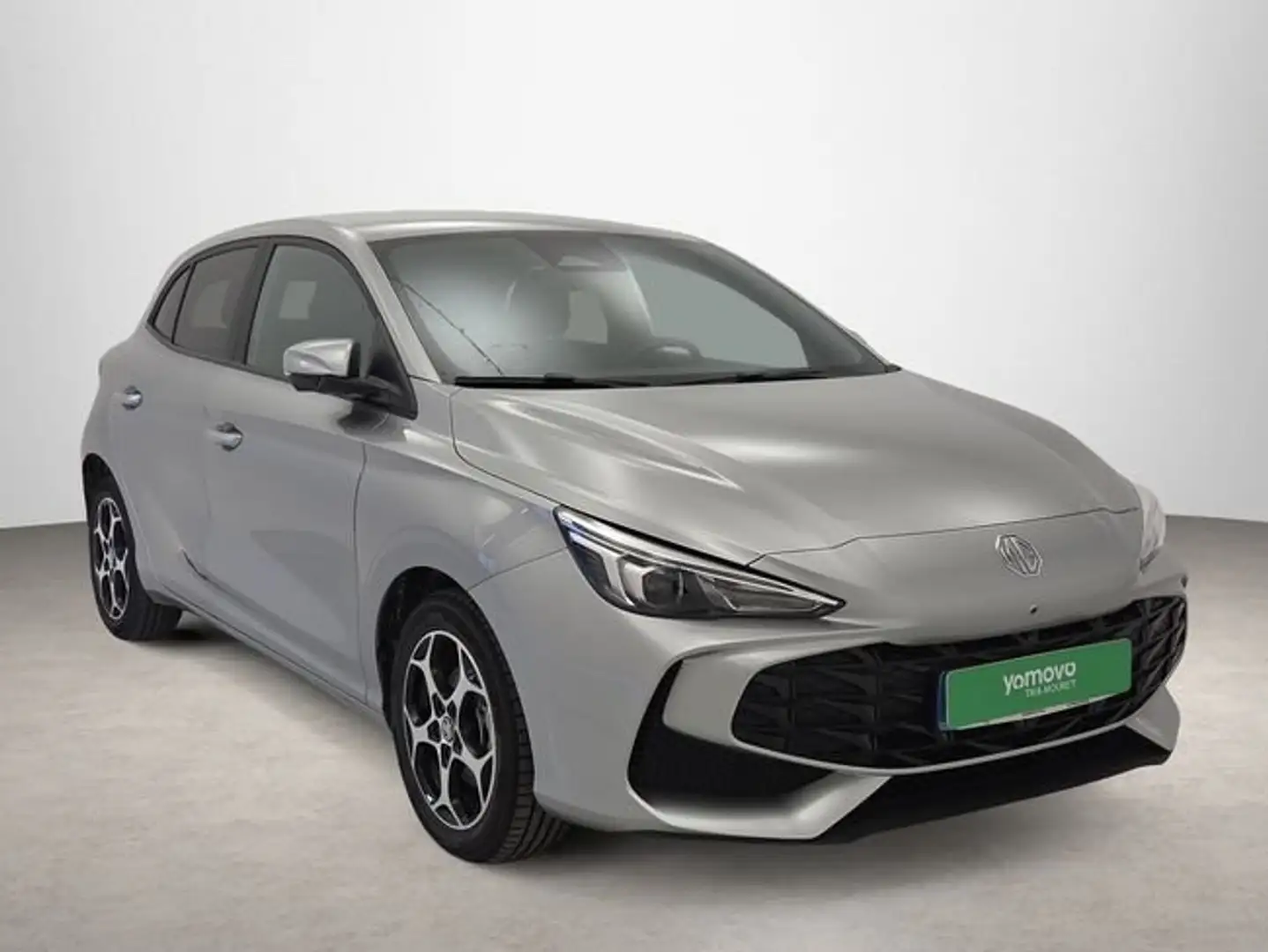 MG Luxury Plateado - 1