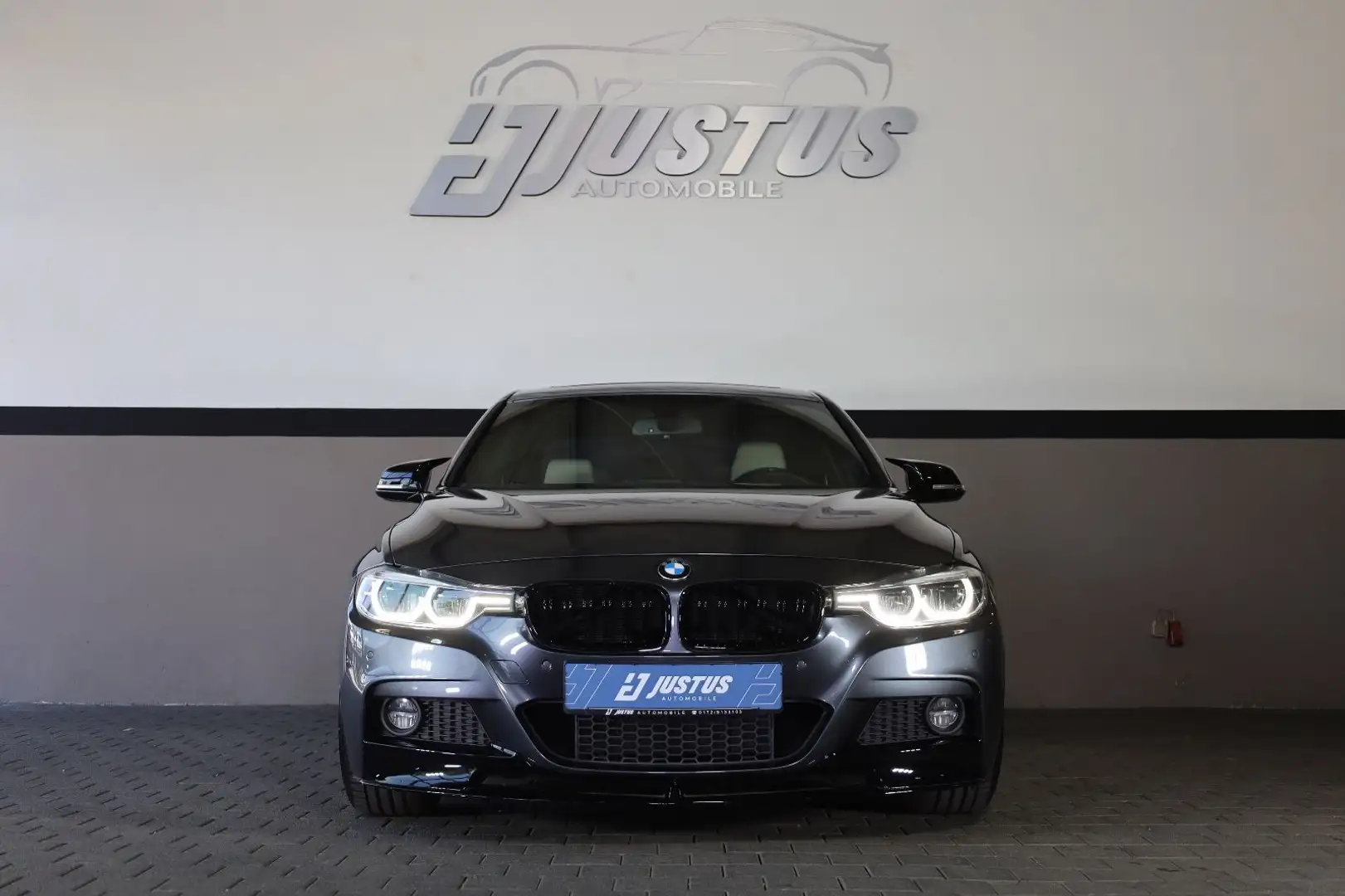 BMW 330 i xDrive/M/APPLE/WIFI/LED/SBD/4xSHZ/AMBIE/R20 Grau - 2